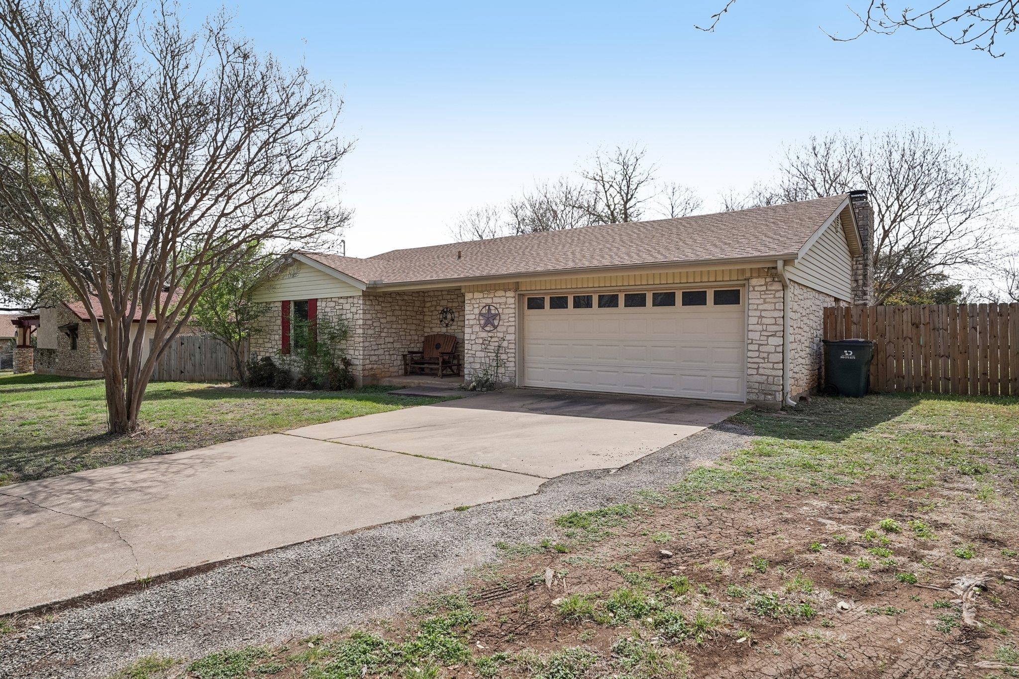 1121 Bootys Crossing Rd, Georgetown, TX 78628