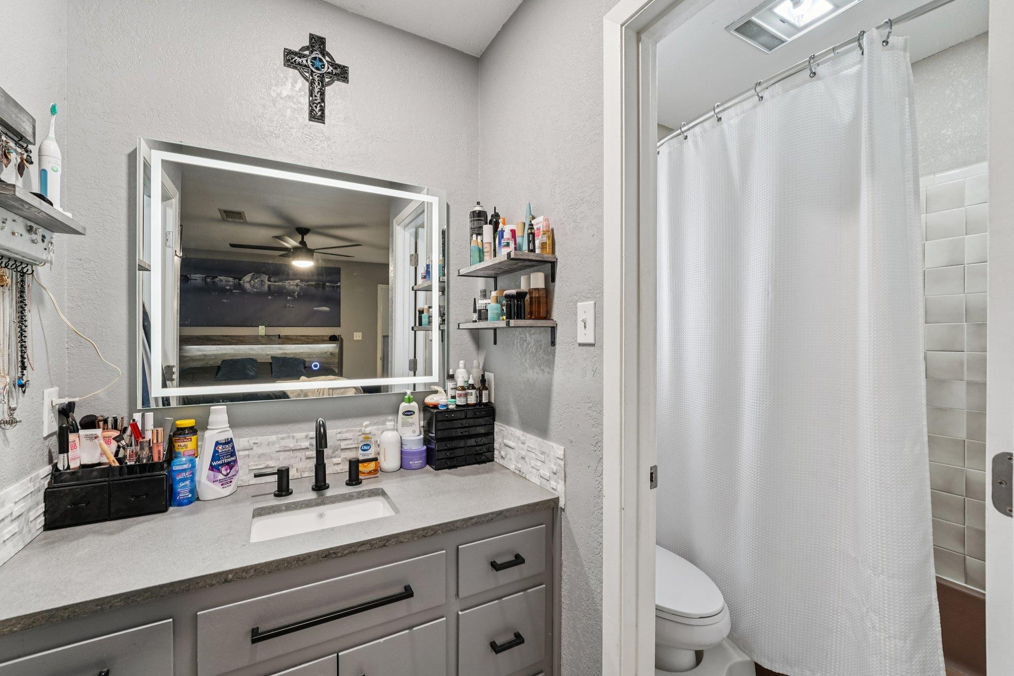 1121 Bootys Crossing Rd, Georgetown, TX 78628