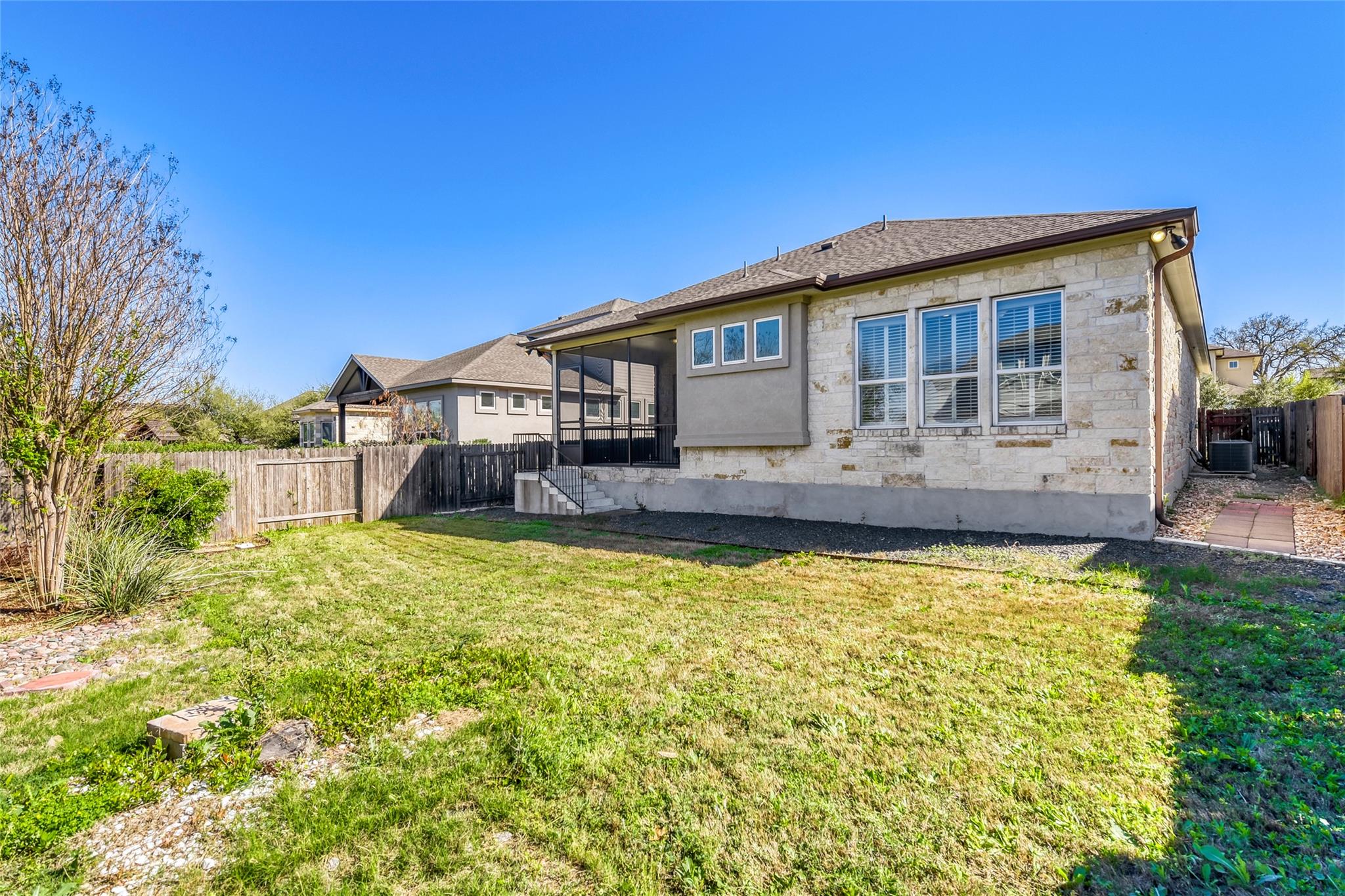 5208 Cornflower Dr, Austin, TX 78739