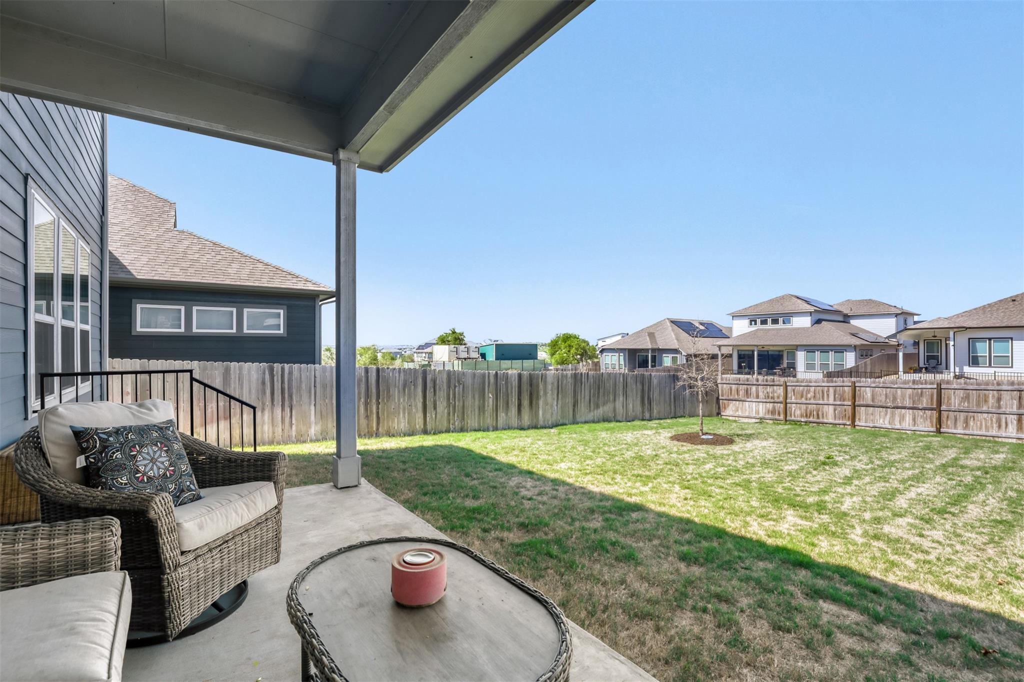 9824 Evening Canopy Dr, Manor, TX 78653