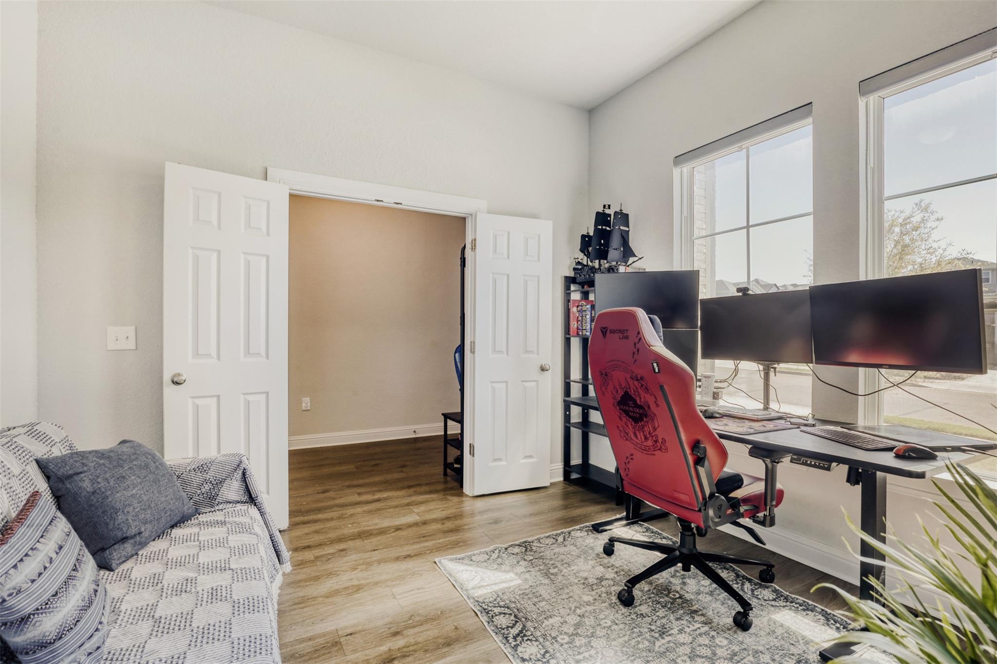 9824 Evening Canopy Dr, Manor, TX 78653