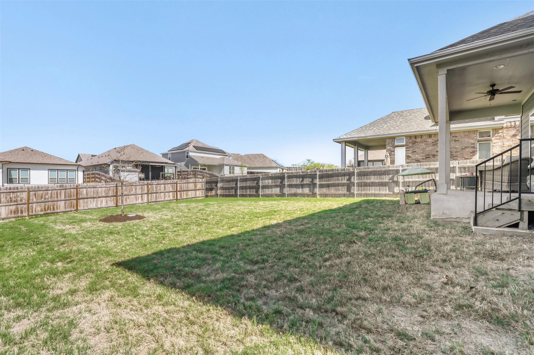 9824 Evening Canopy Dr, Manor, TX 78653