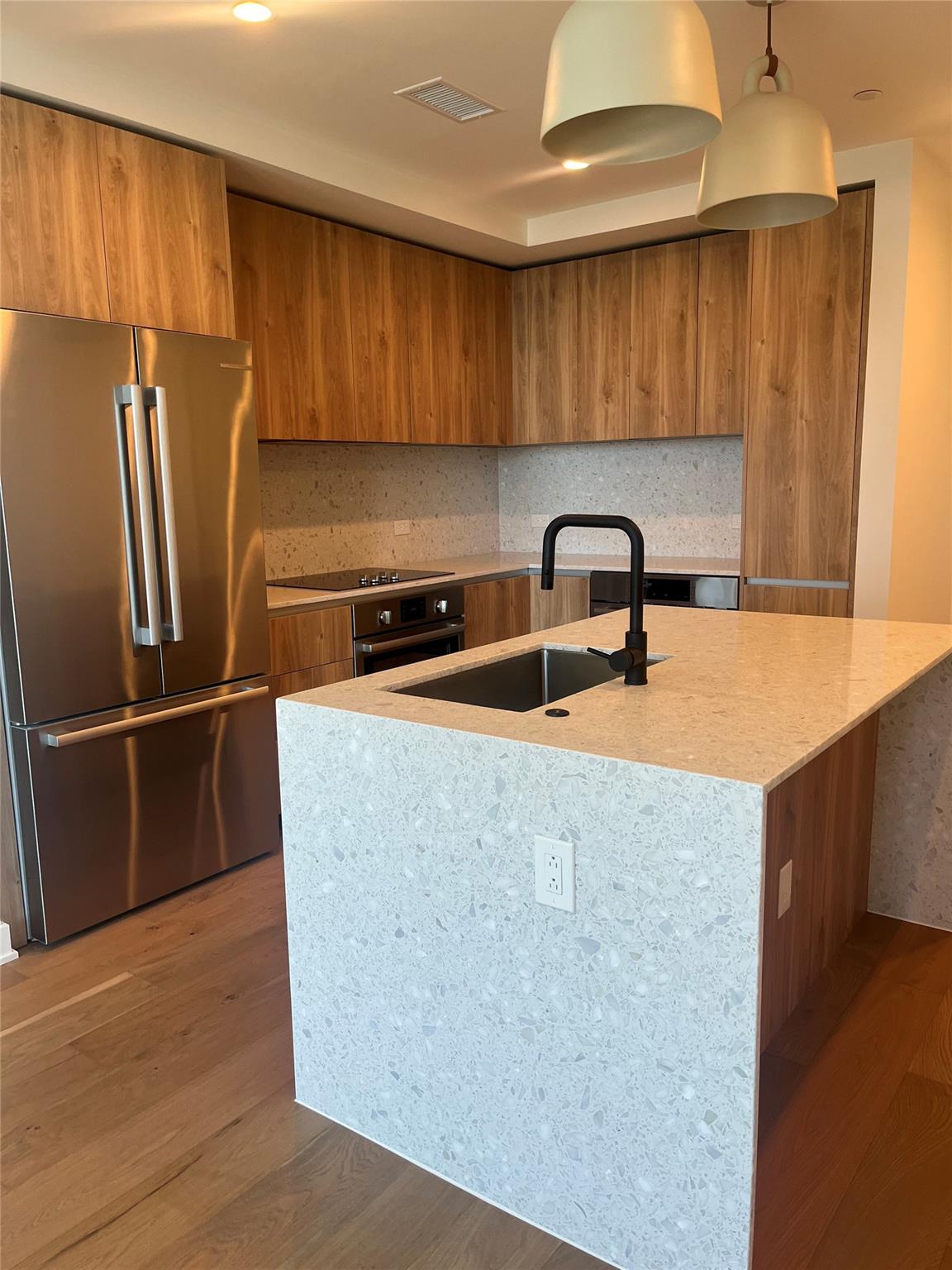 84 East Ave # 2807, Austin, TX 78701