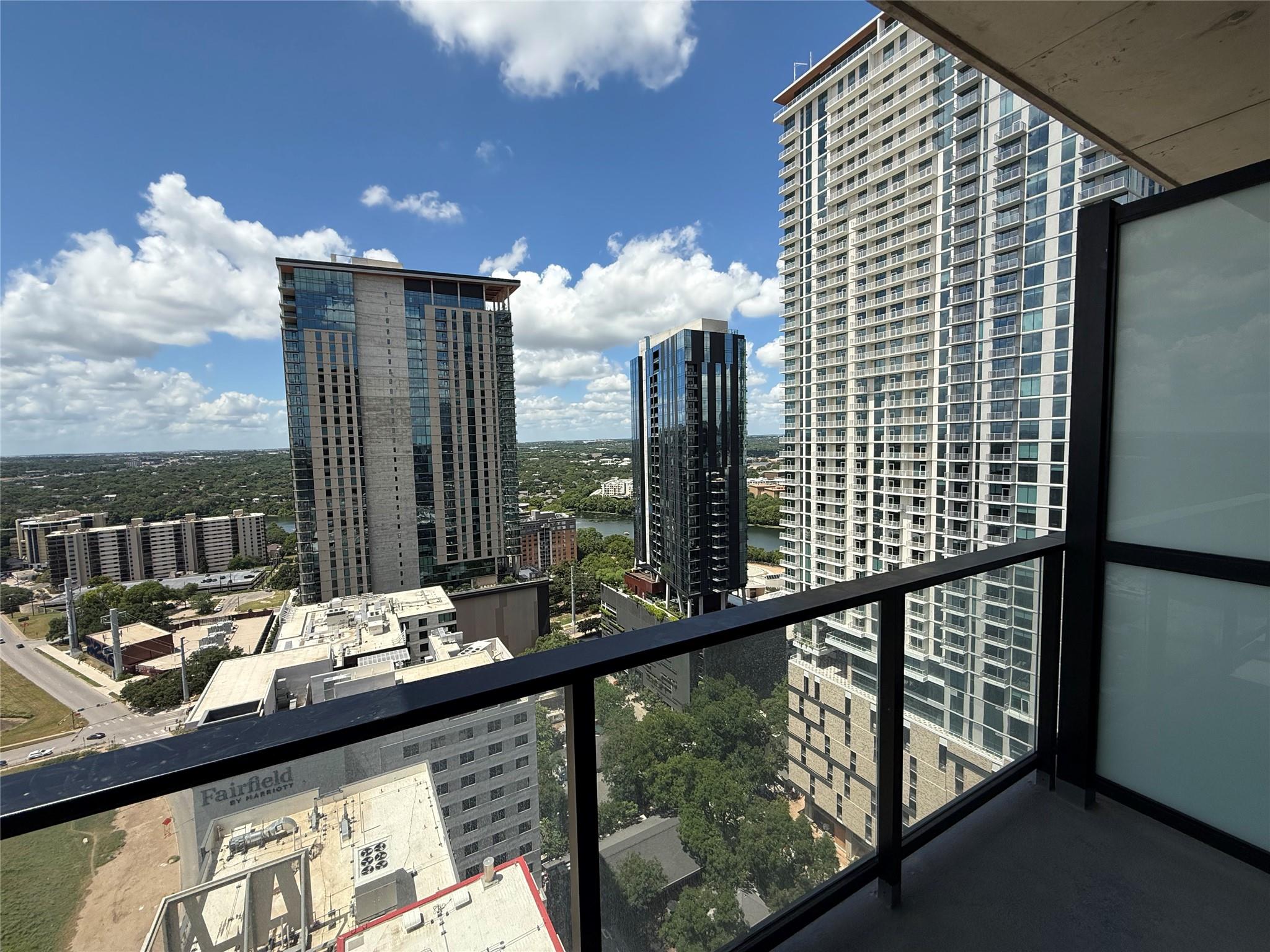 84 East Ave # 2807, Austin, TX 78701