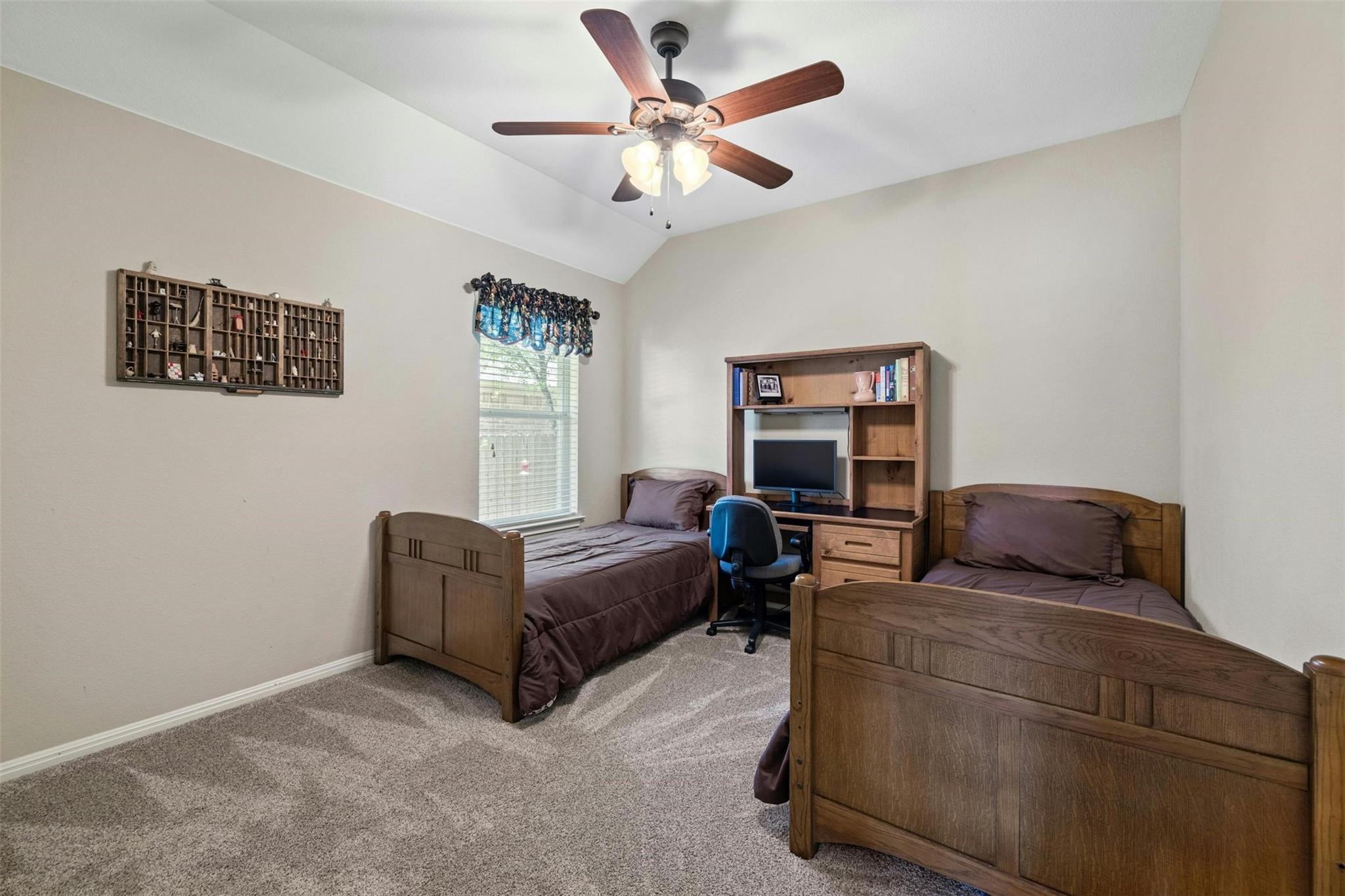 152 Florenz Ln, Georgetown, TX 78628