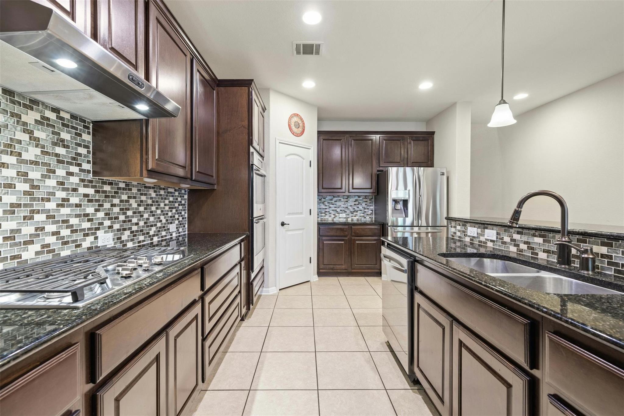 152 Florenz Ln, Georgetown, TX 78628