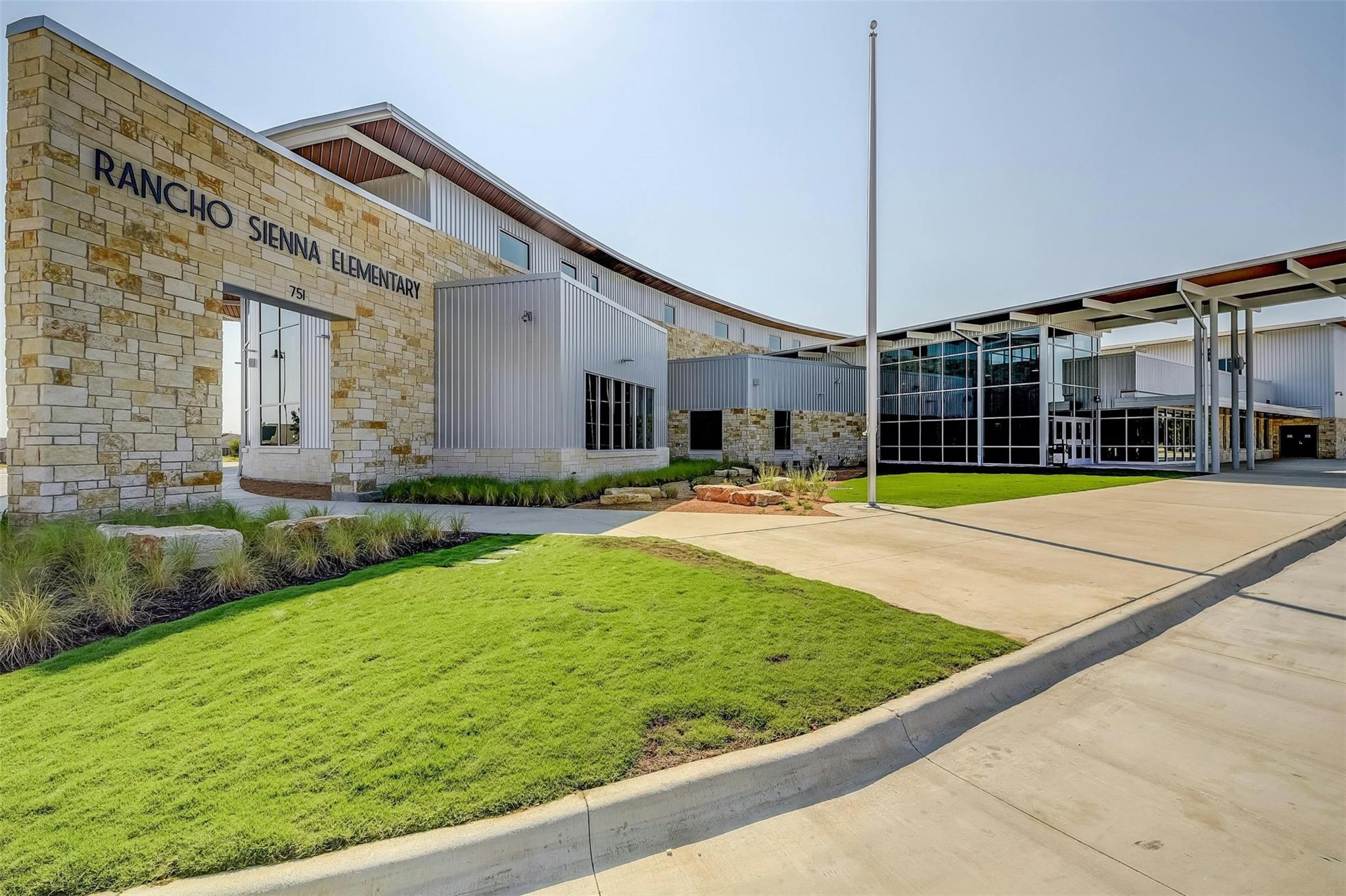 152 Florenz Ln, Georgetown, TX 78628