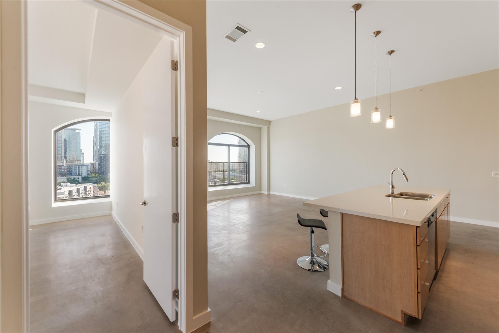 507 Sabine St # 707, Austin, TX 78701