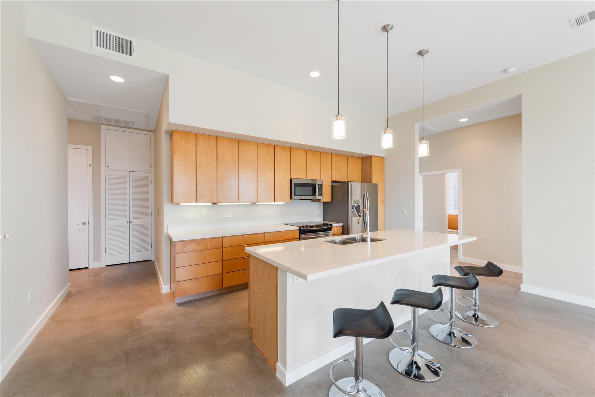 507 Sabine St # 707, Austin, TX 78701