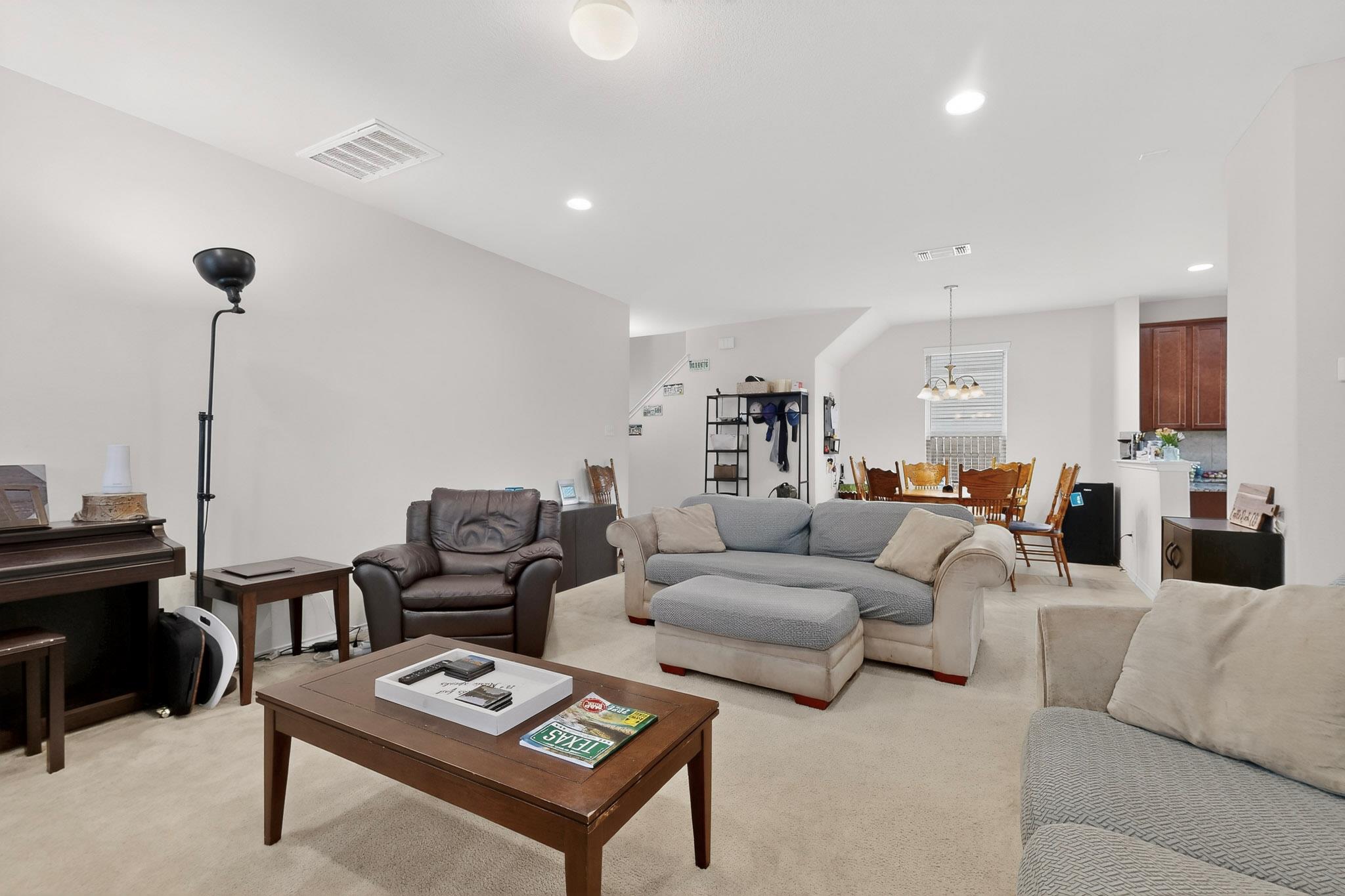 262 Zuma Dr, Liberty Hill, TX 78642