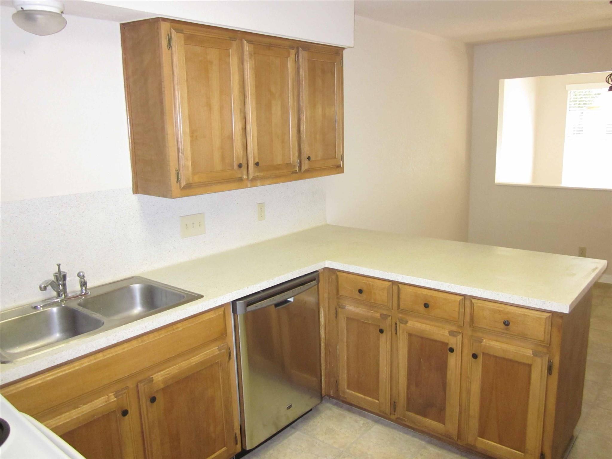 102 Verna Spur # B, Georgetown, TX 78628