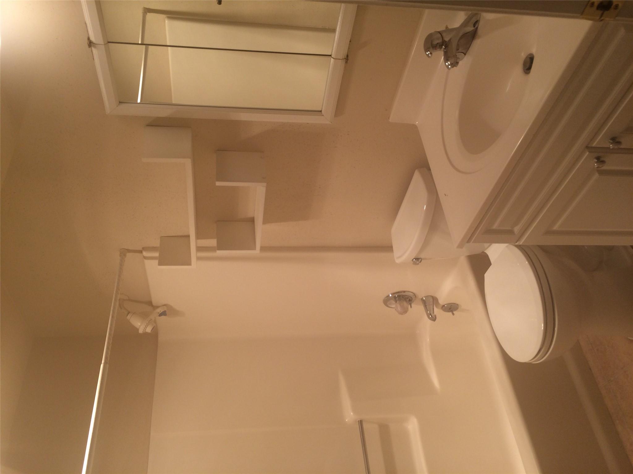 102 Verna Spur # B, Georgetown, TX 78628