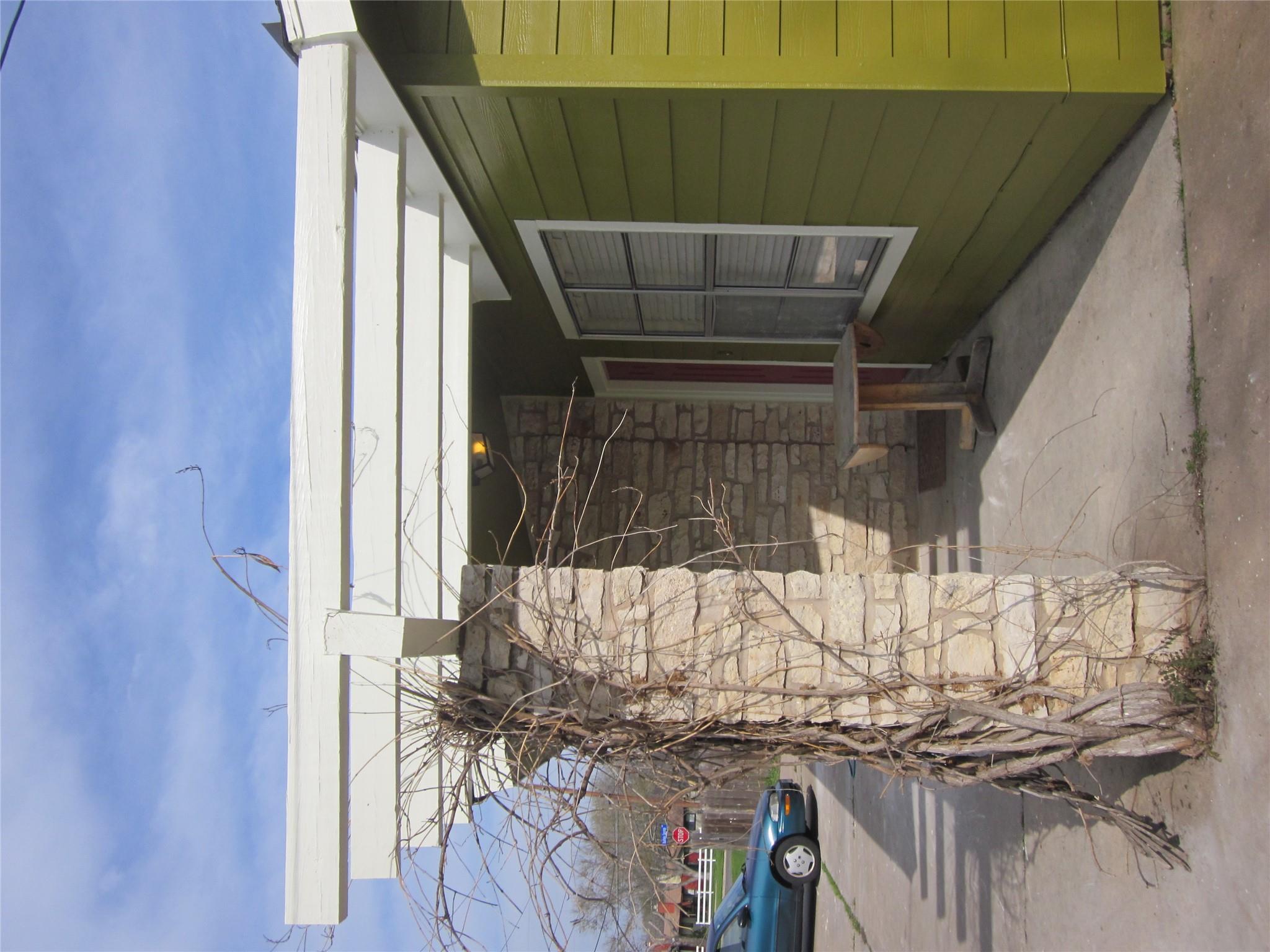 102 Verna Spur # B, Georgetown, TX 78628