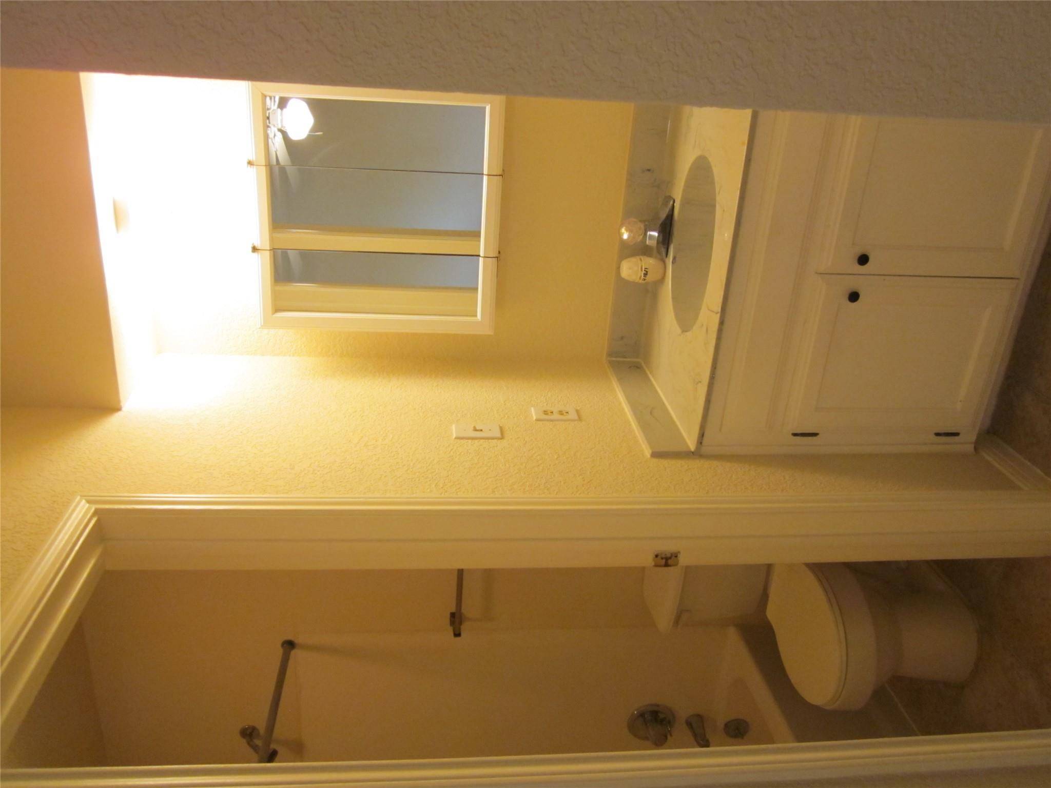 102 Verna Spur # B, Georgetown, TX 78628