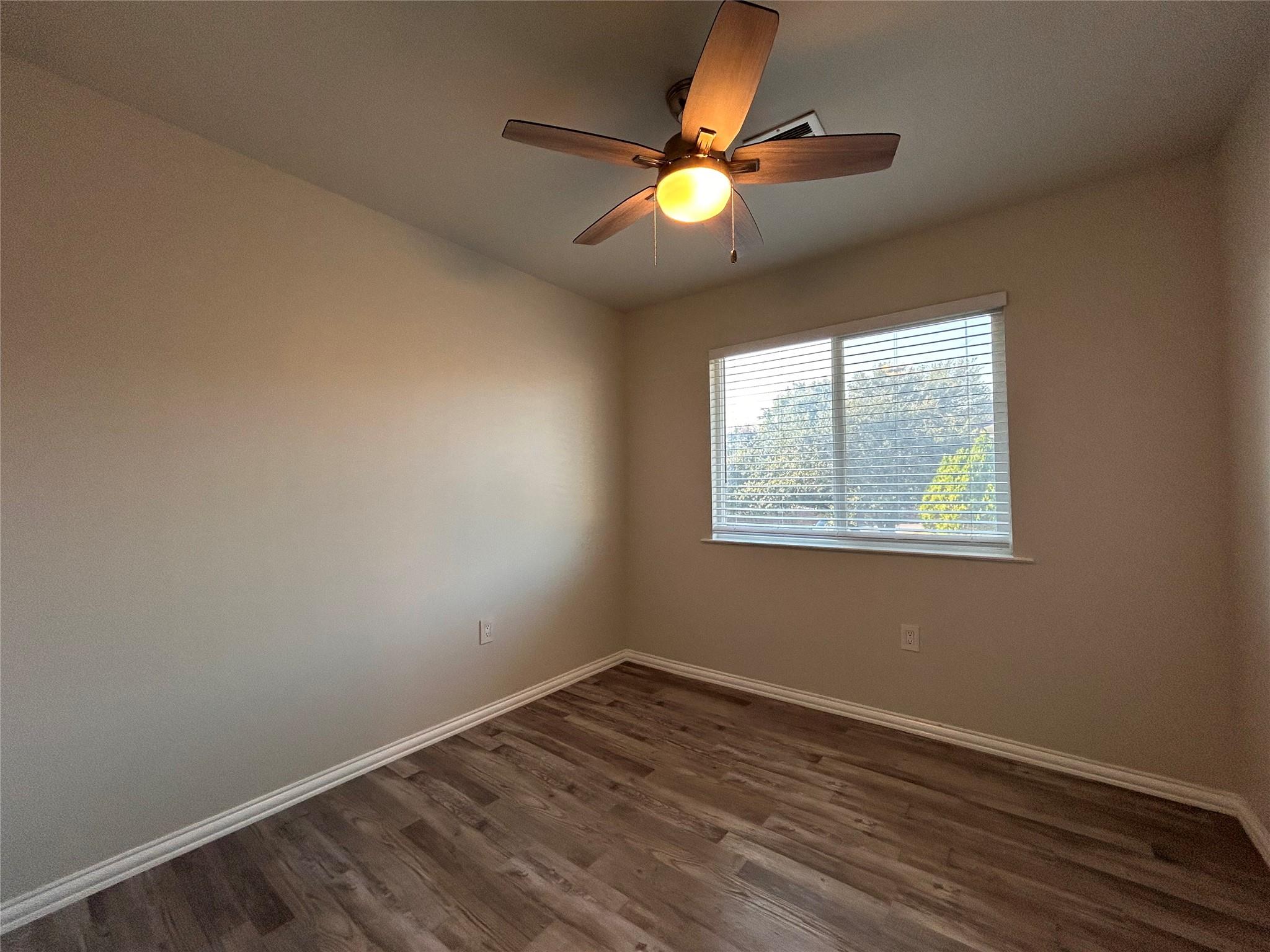 8905 Tronewood Dr # B, Austin, TX 78758