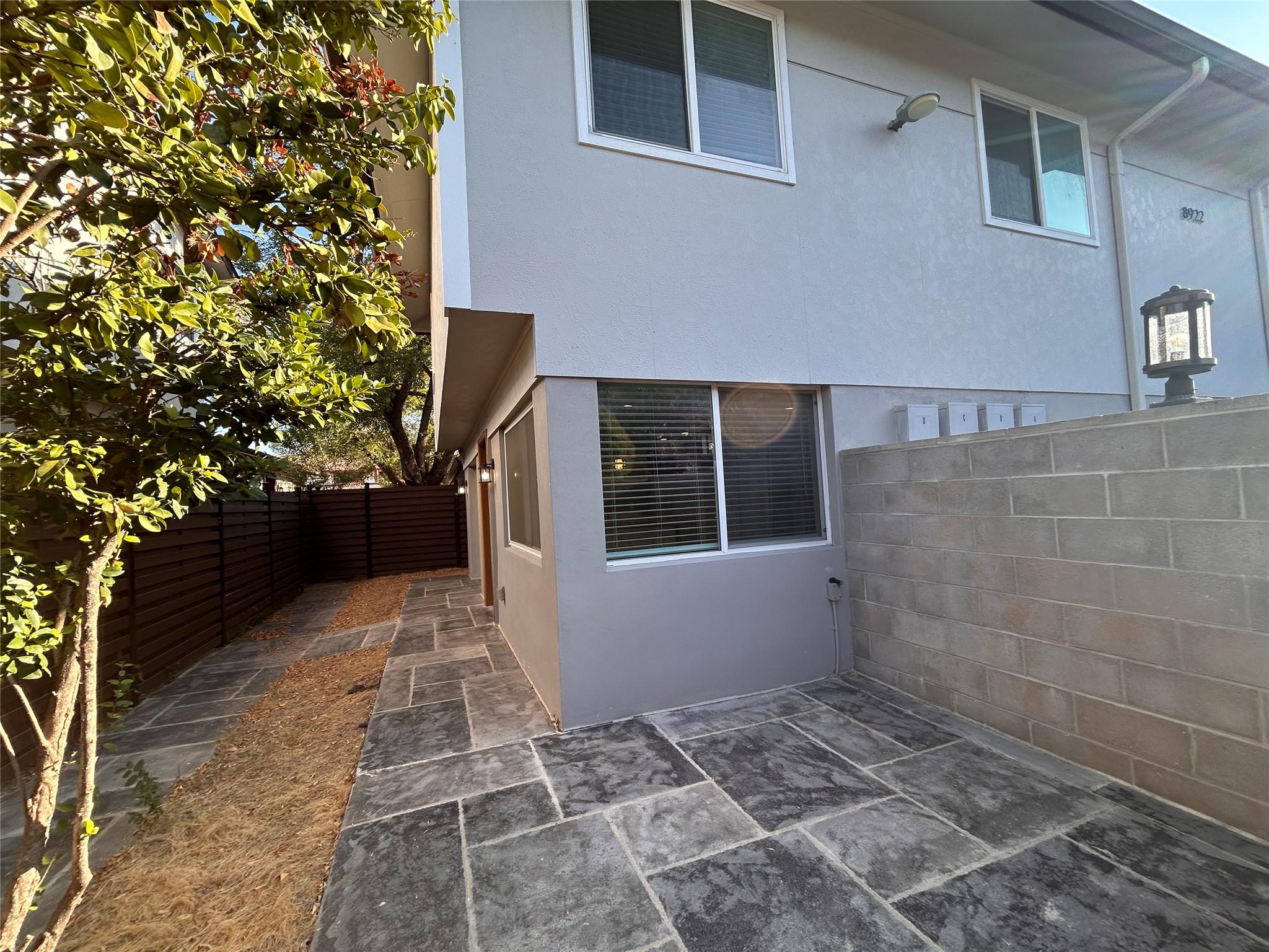 8905 Tronewood Dr # B, Austin, TX 78758