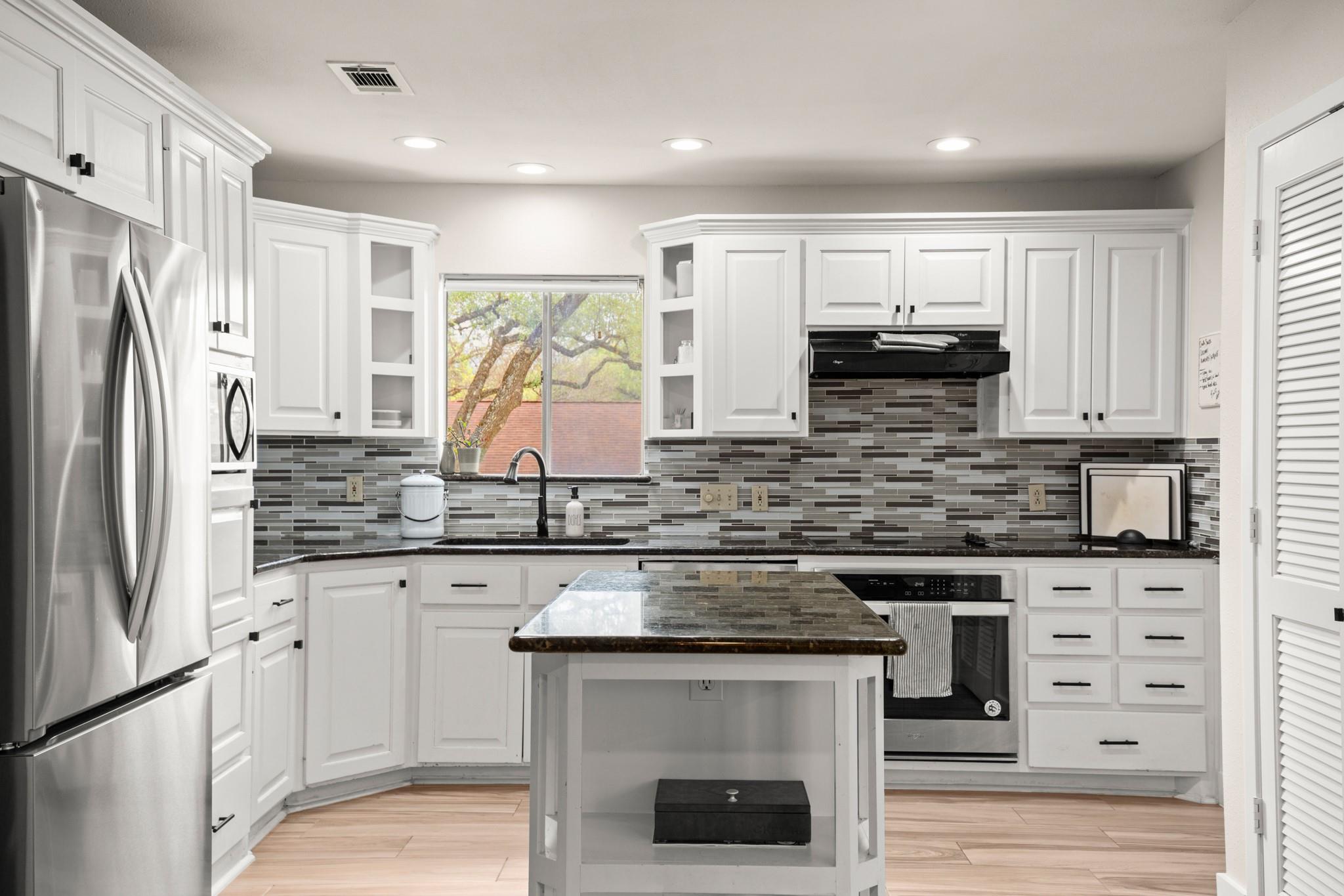 8720 Tallwood Dr, Austin, TX 78759