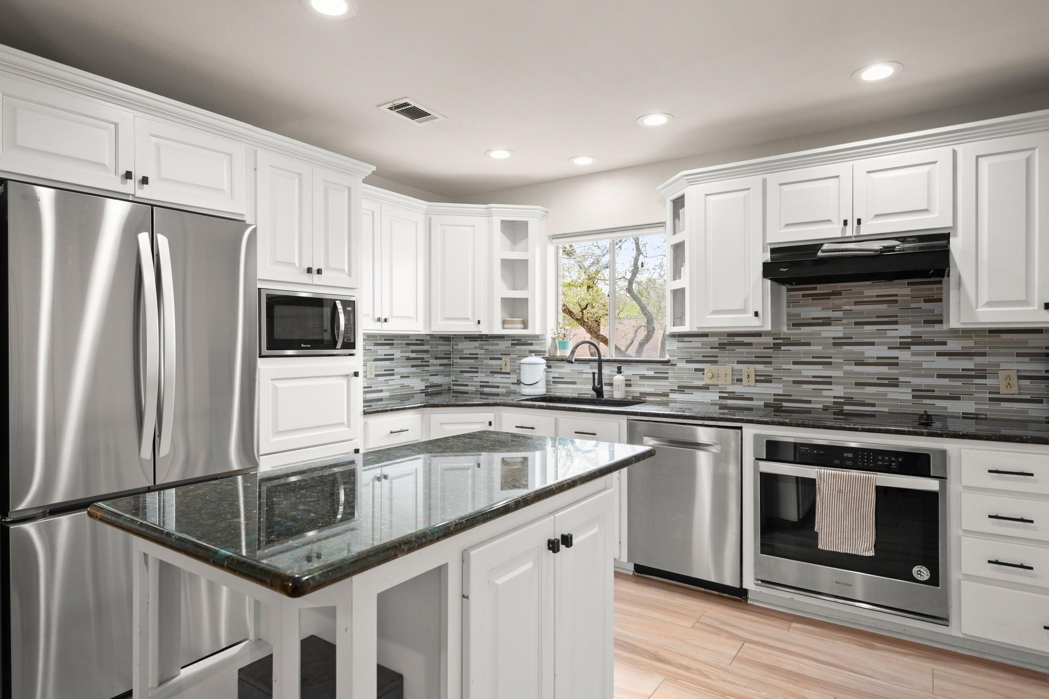 8720 Tallwood Dr, Austin, TX 78759