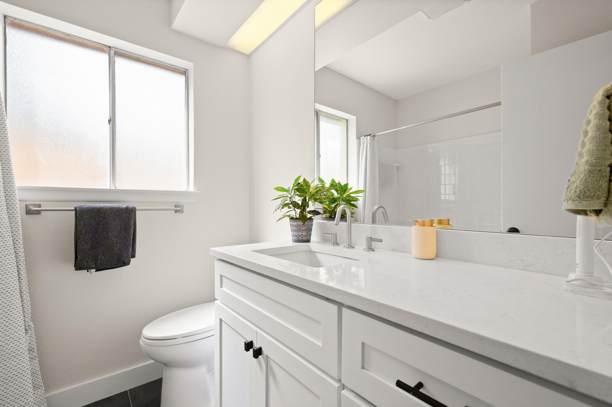 8720 Tallwood Dr, Austin, TX 78759