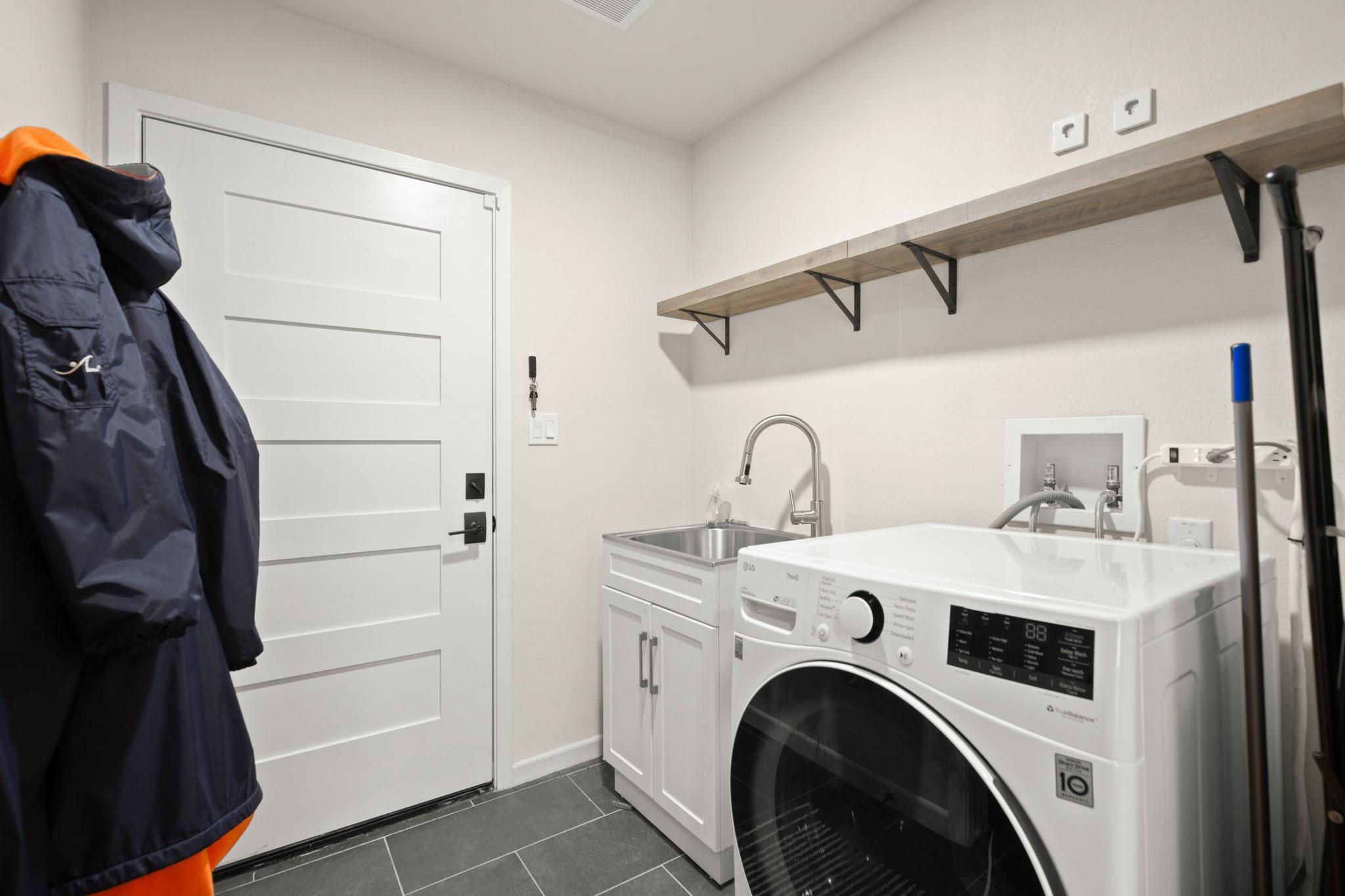 8720 Tallwood Dr, Austin, TX 78759