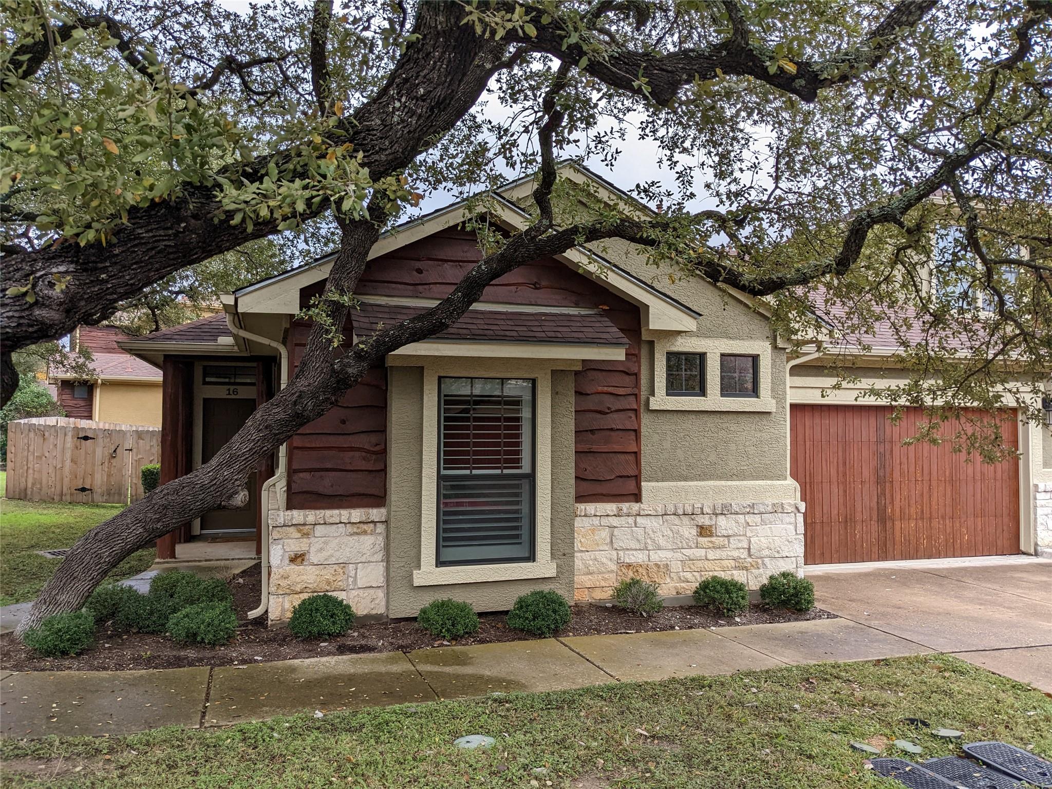 6705 Covered Bridge Dr # 16, Austin, TX 78736