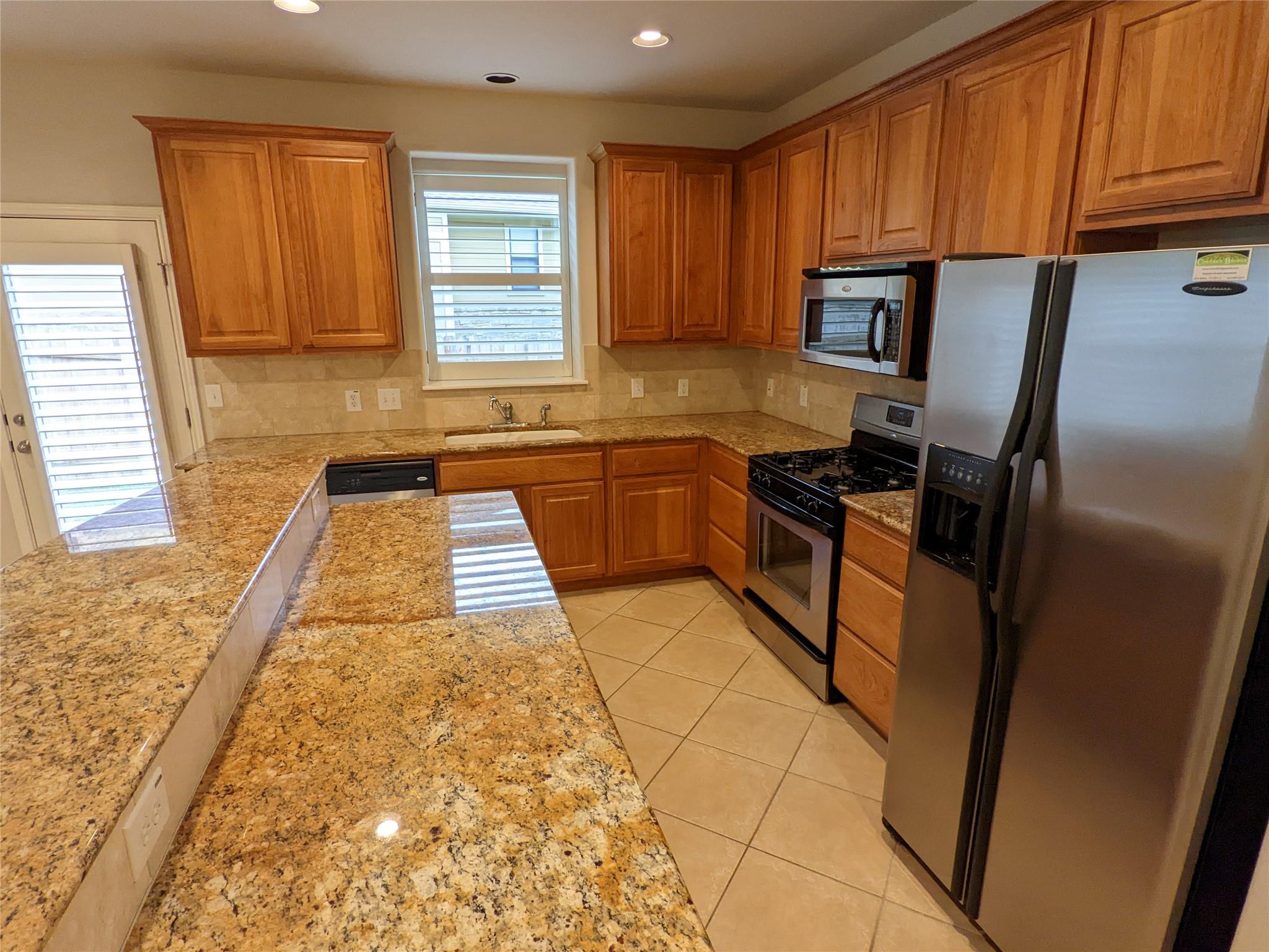 6705 Covered Bridge Dr # 16, Austin, TX 78736