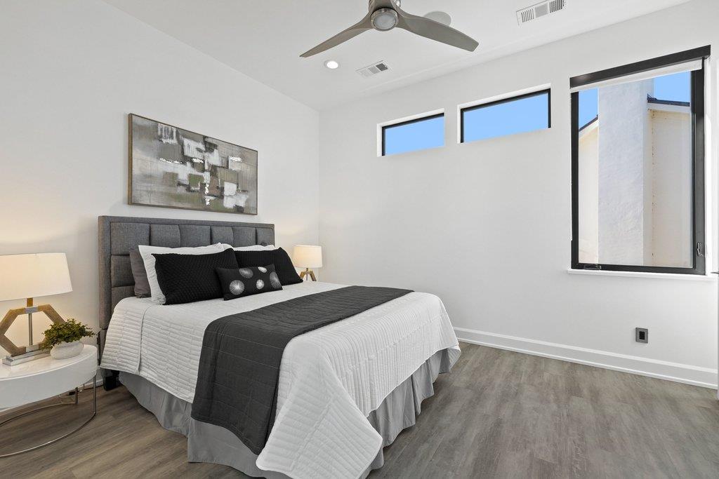 402 Lighthouse Dr, Horseshoe Bay, TX 78657