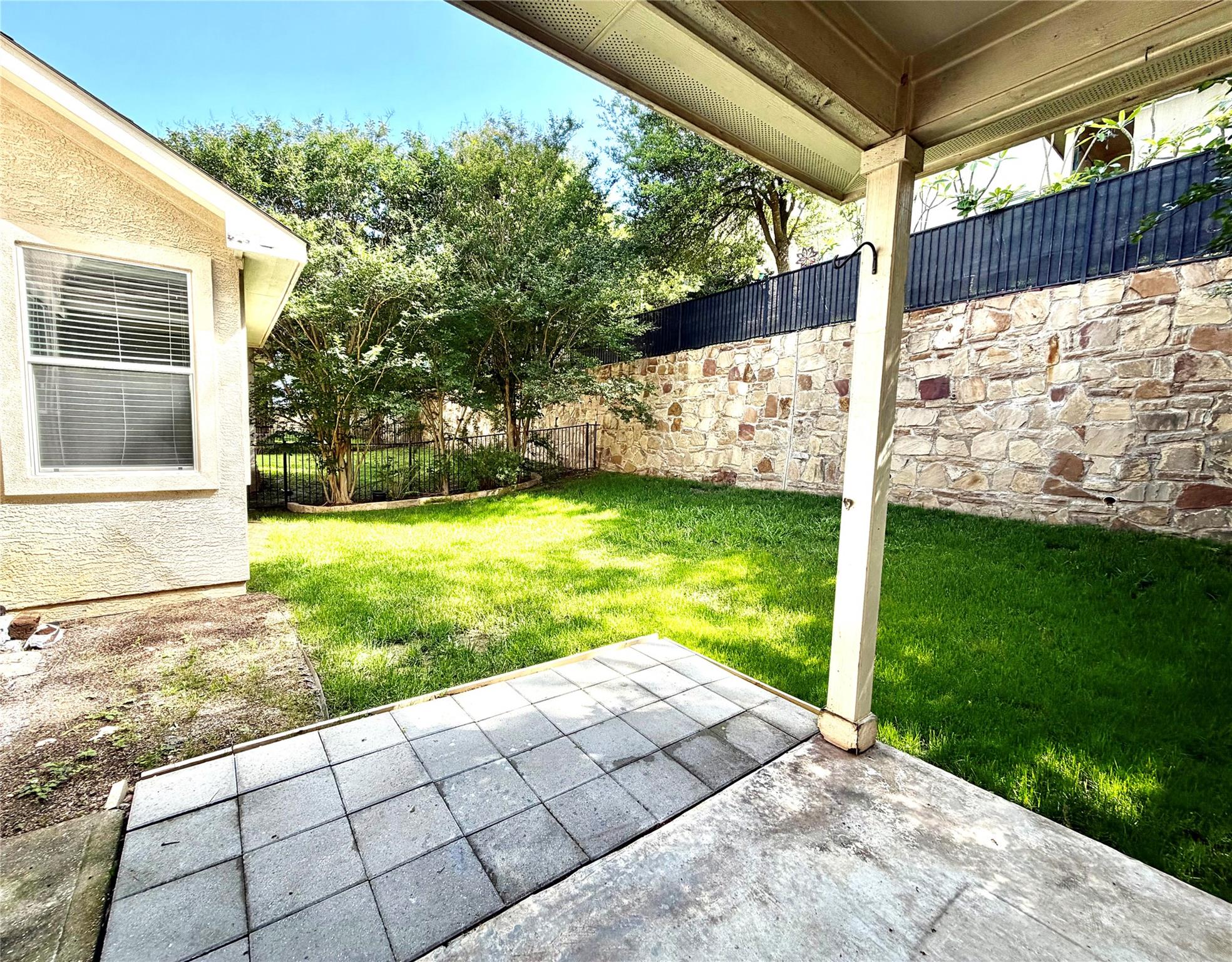 23 JUNIPER BERRY # 16, Lakeway, TX 78734
