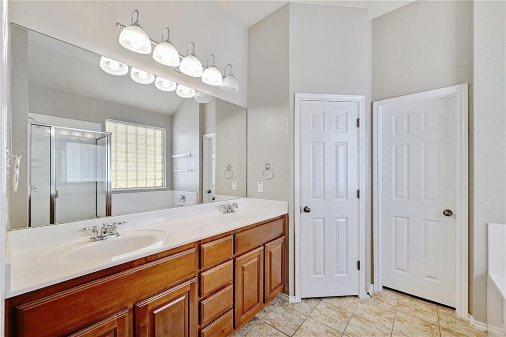 23 JUNIPER BERRY # 16, Lakeway, TX 78734