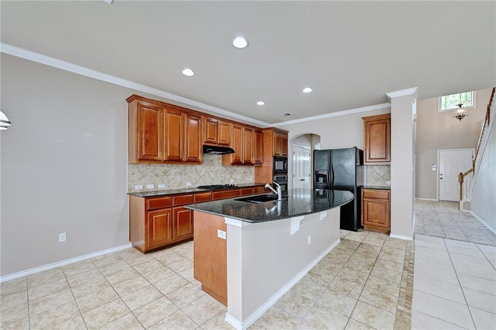 23 JUNIPER BERRY # 16, Lakeway, TX 78734