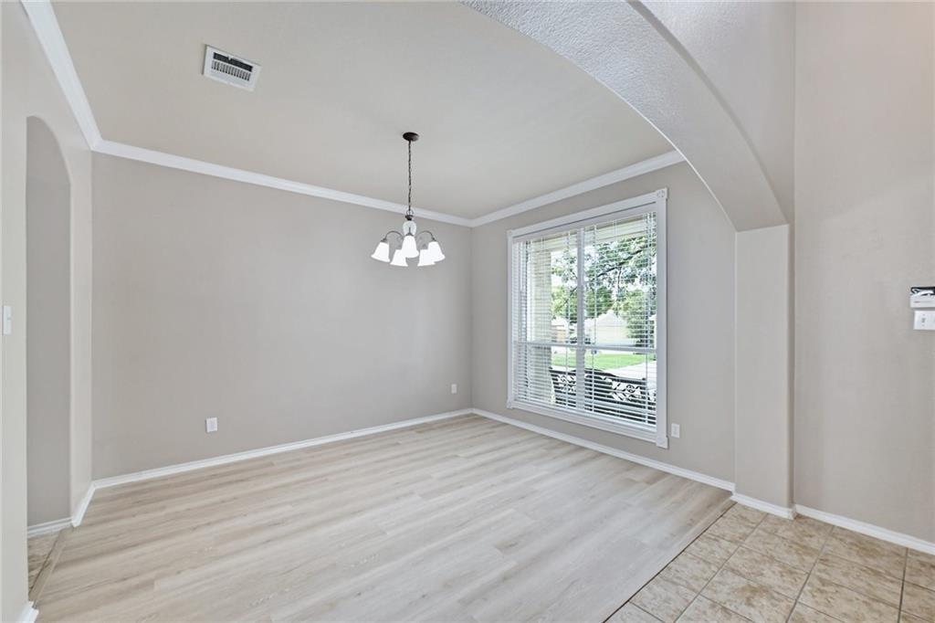 23 JUNIPER BERRY # 16, Lakeway, TX 78734