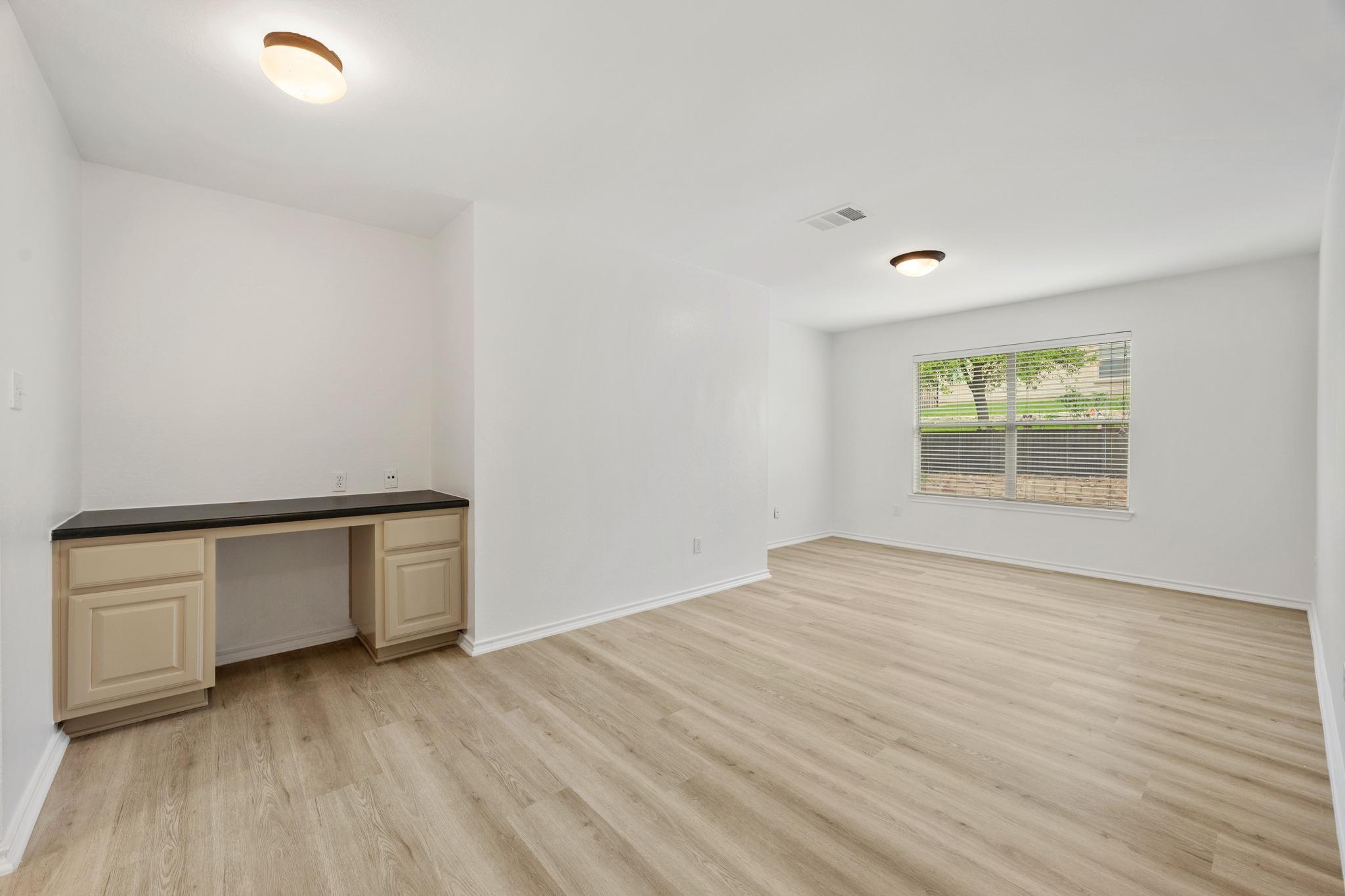 23 JUNIPER BERRY # 16, Lakeway, TX 78734