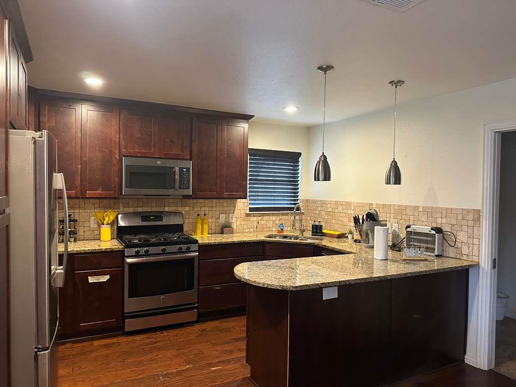 108 Belaire Cir, Round Rock, TX 78664