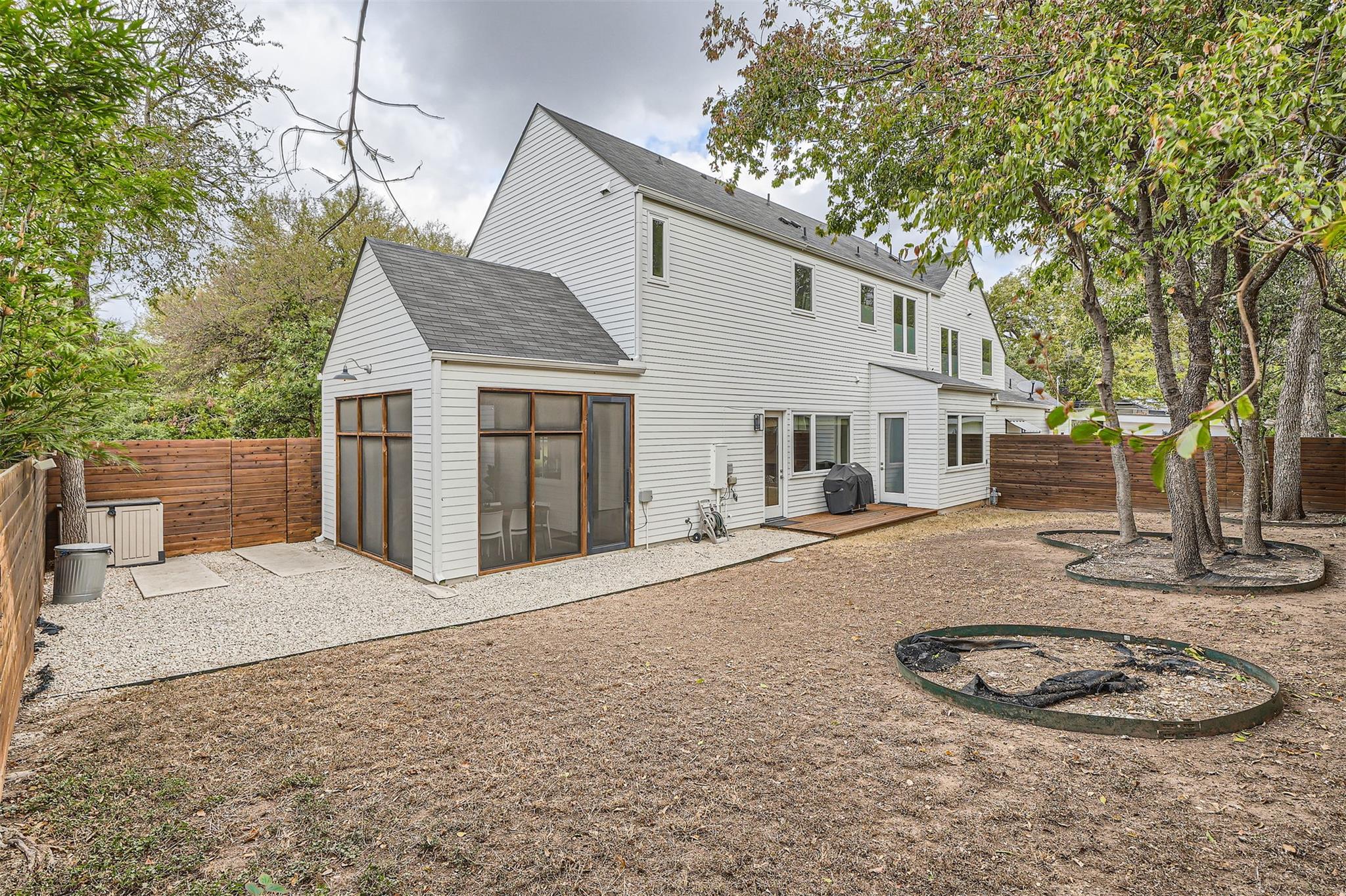 705 E Monroe St # B, Austin, TX 78704