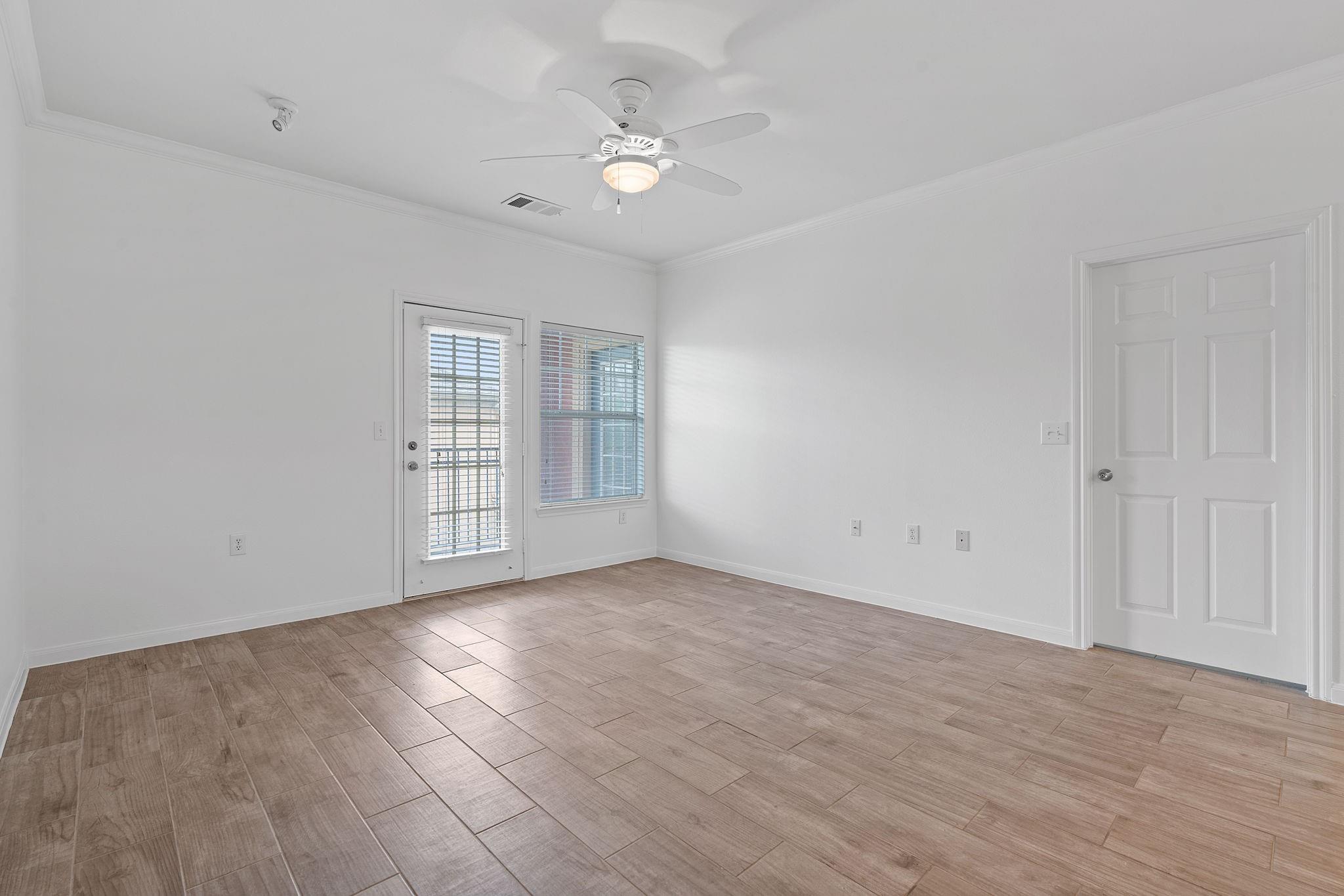 2900 S Lakeline Blvd # 322, Cedar Park, TX 78613