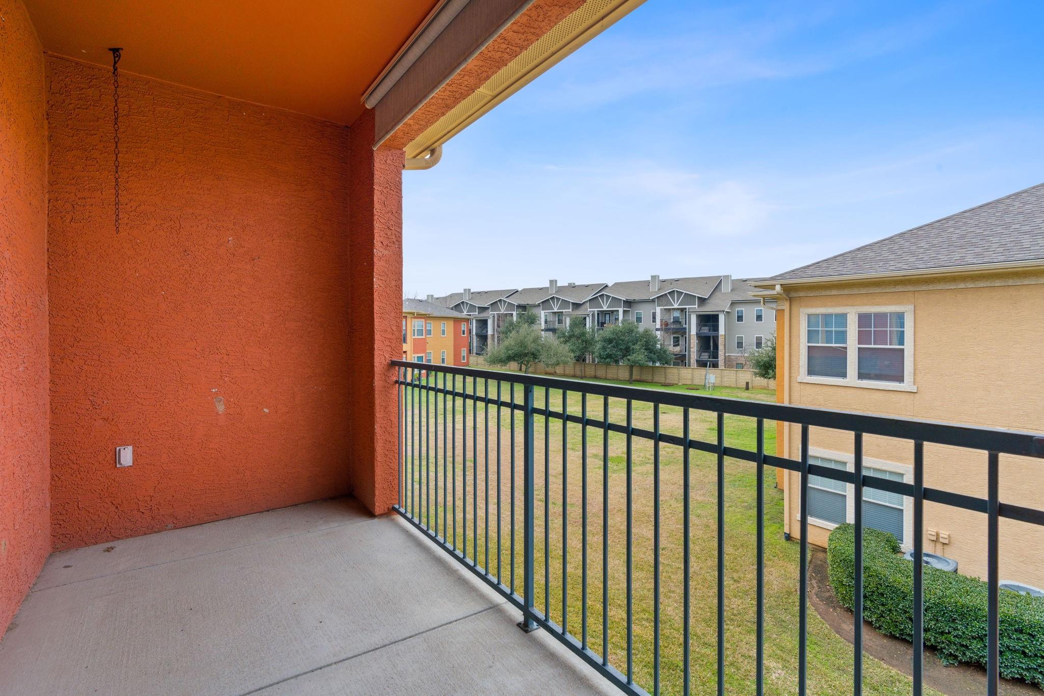 2900 S Lakeline Blvd # 322, Cedar Park, TX 78613