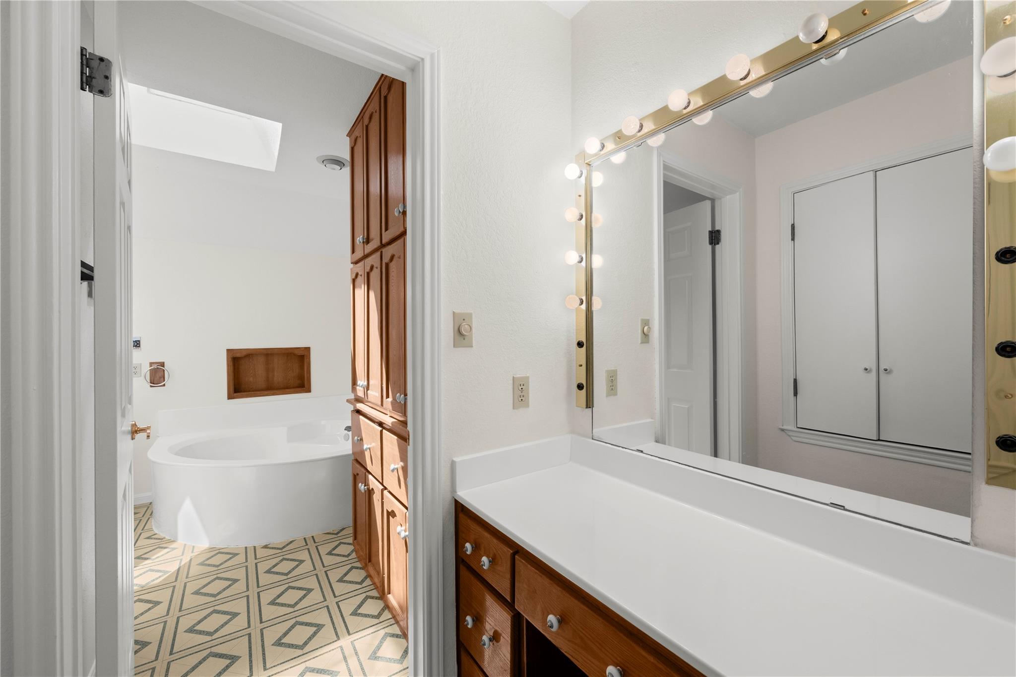 986 Benchmark Trl, Belton, TX 76513