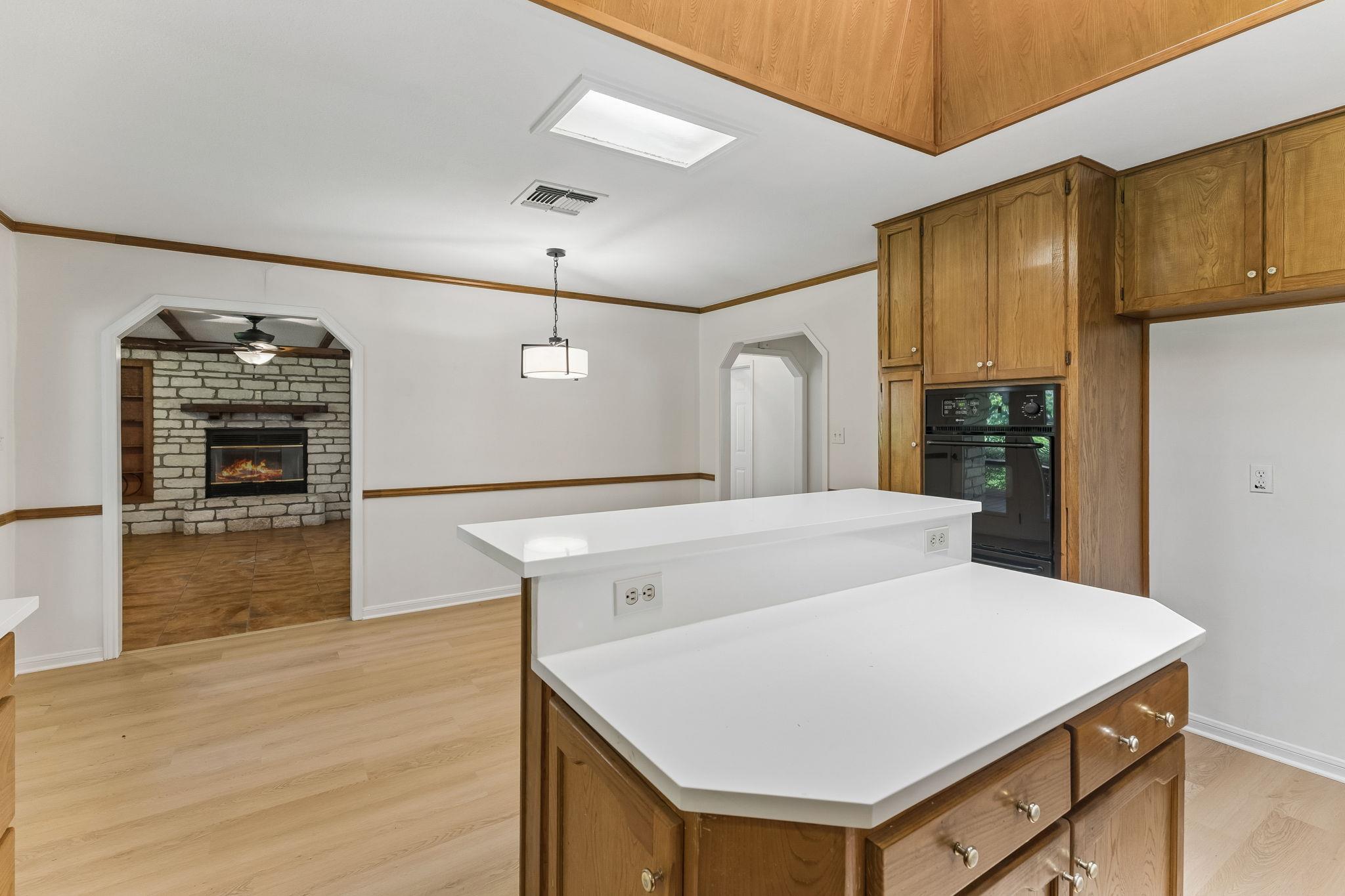 986 Benchmark Trl, Belton, TX 76513