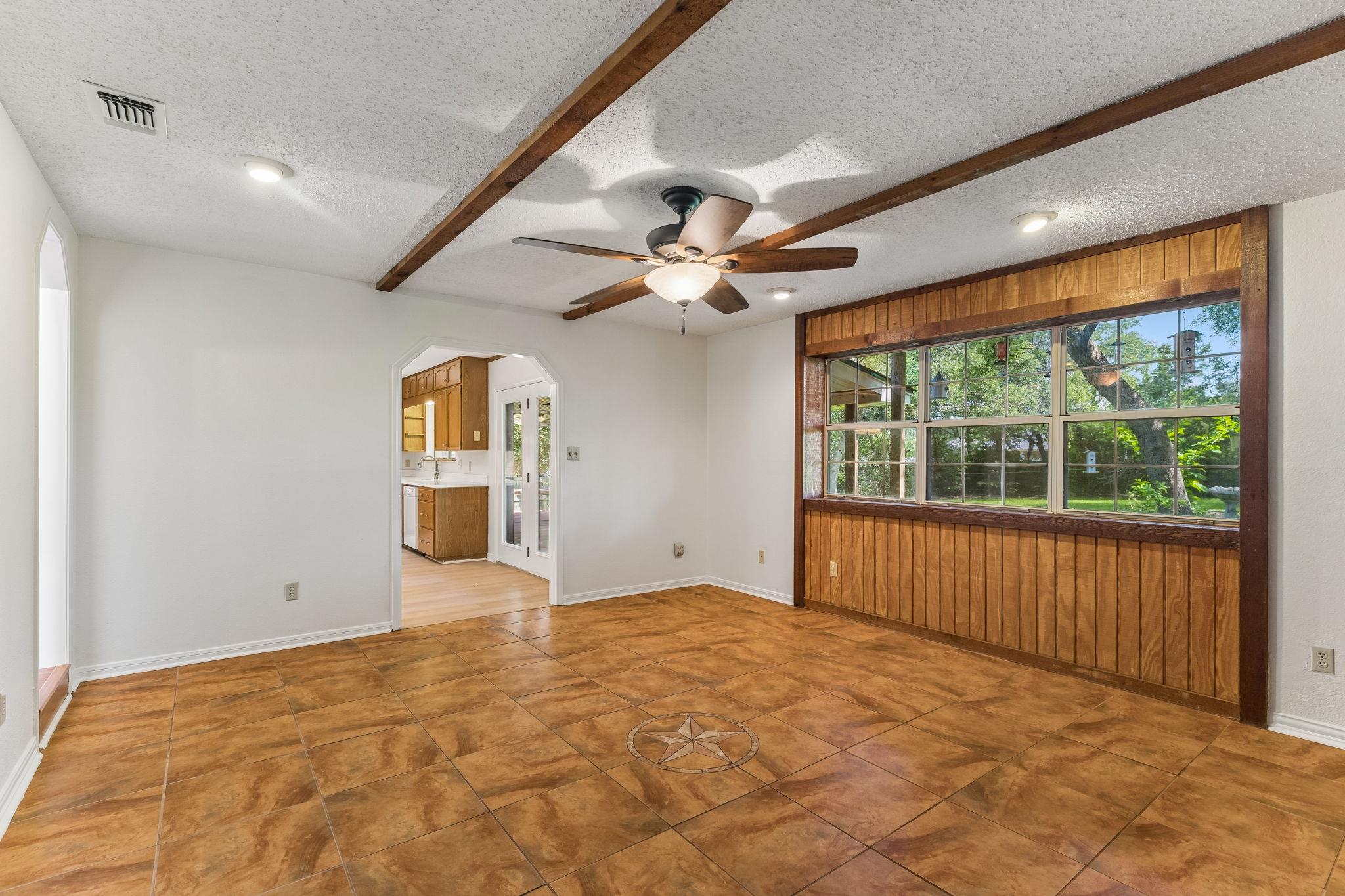 986 Benchmark Trl, Belton, TX 76513