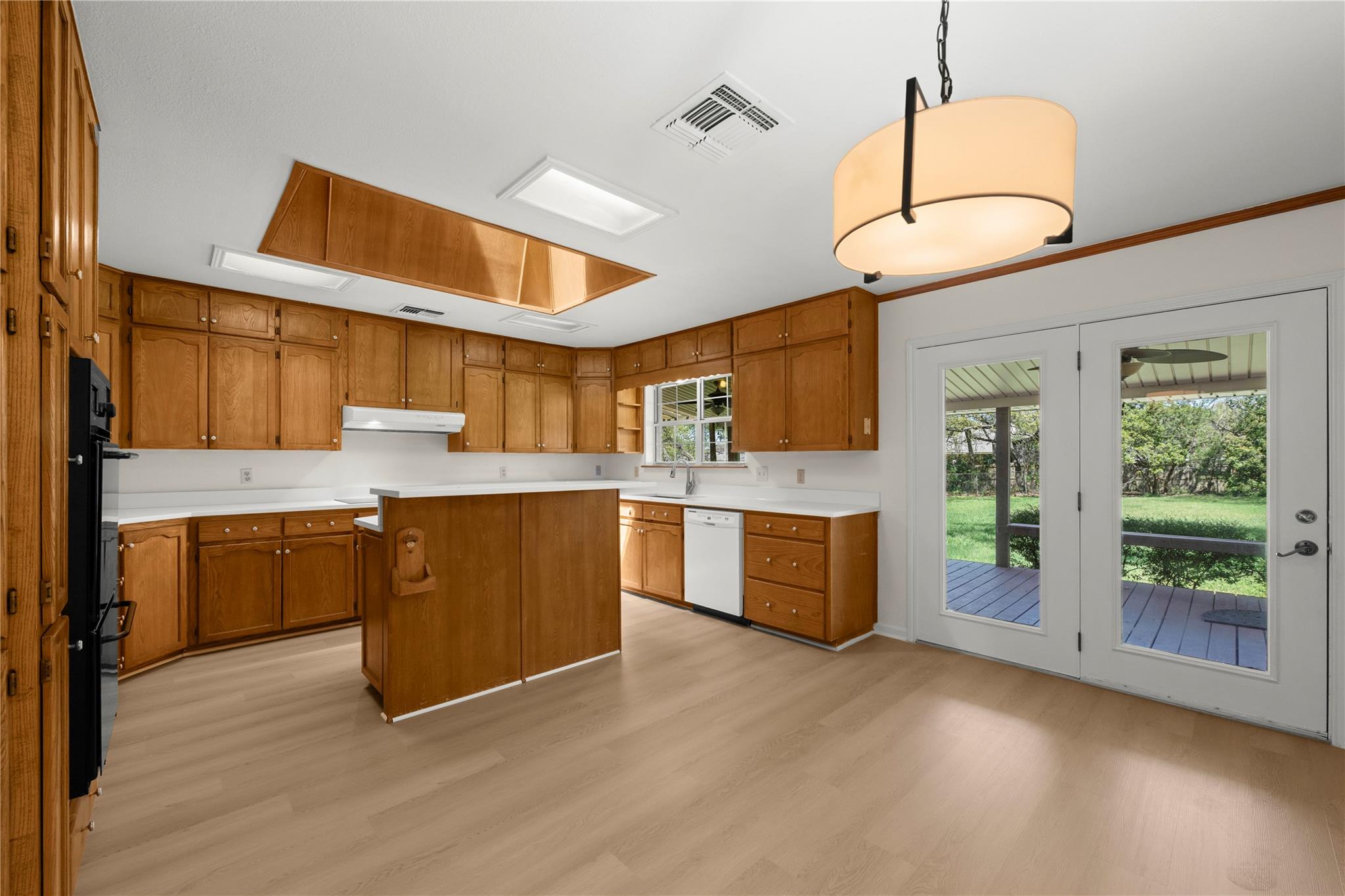 986 Benchmark Trl, Belton, TX 76513