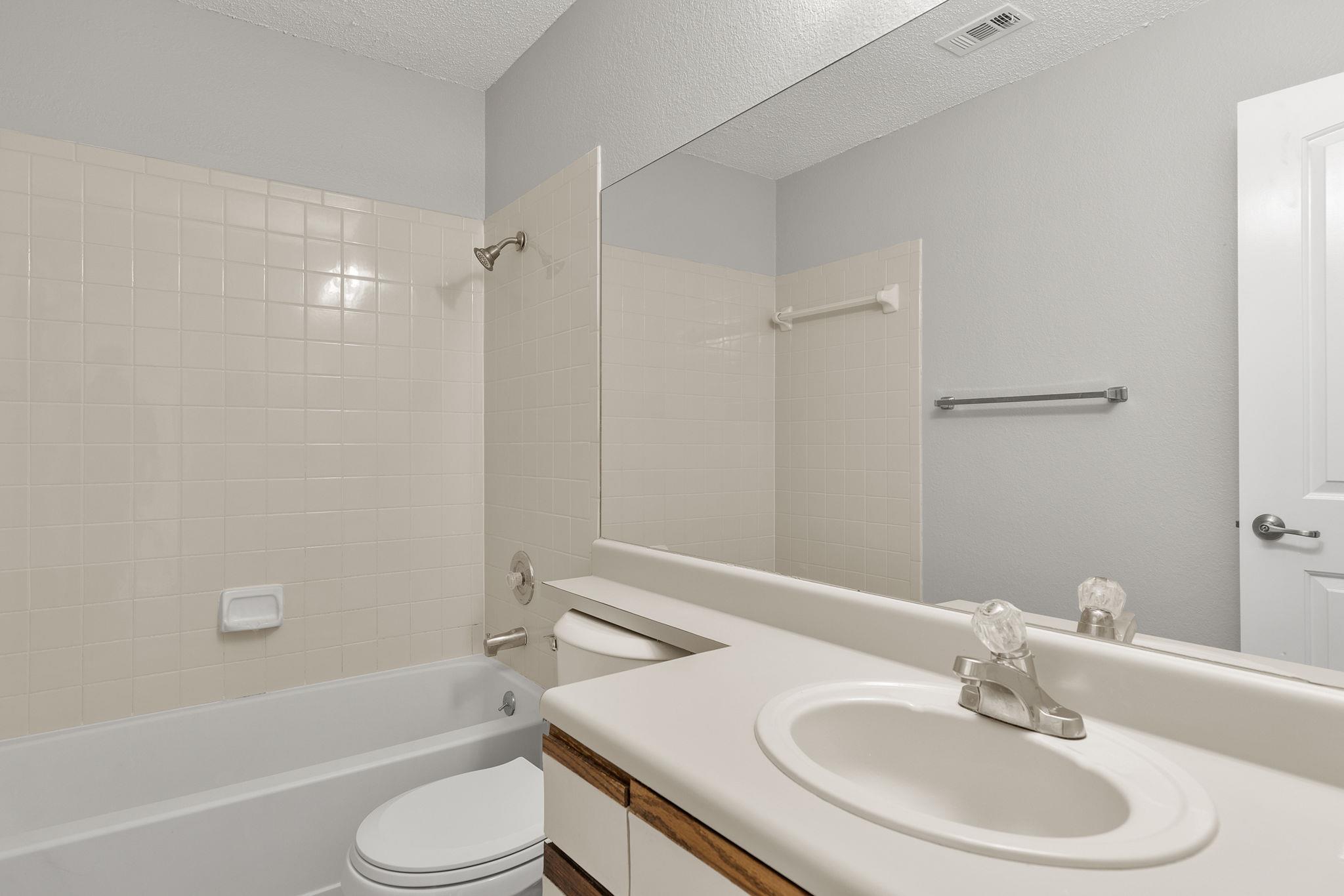 413 Country Aire Dr, Round Rock, TX 78664