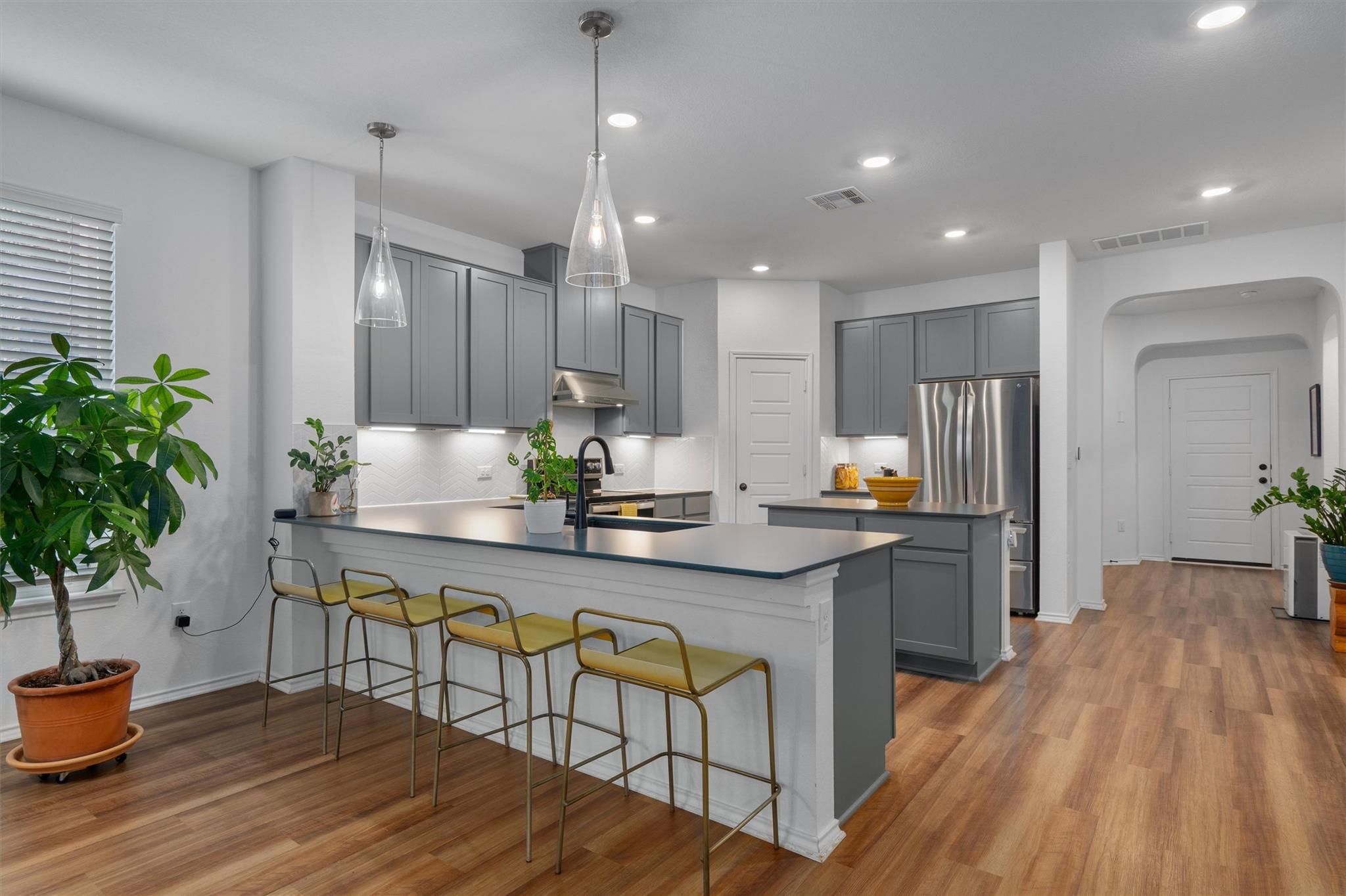 6408 Wagon Spring St, Del Valle, TX 78617