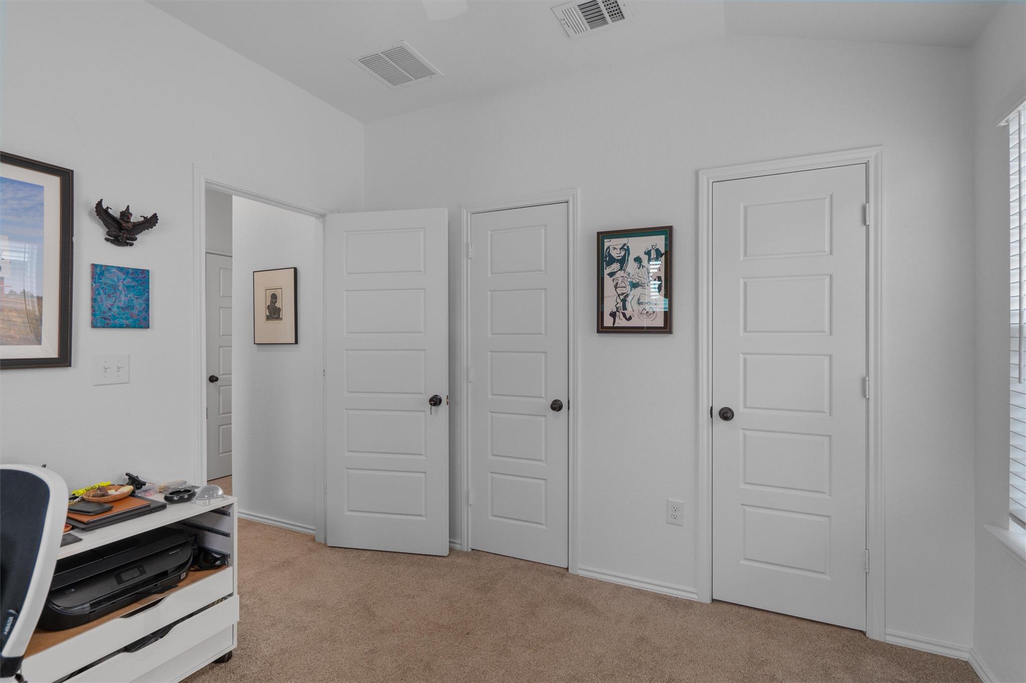 6408 Wagon Spring St, Del Valle, TX 78617