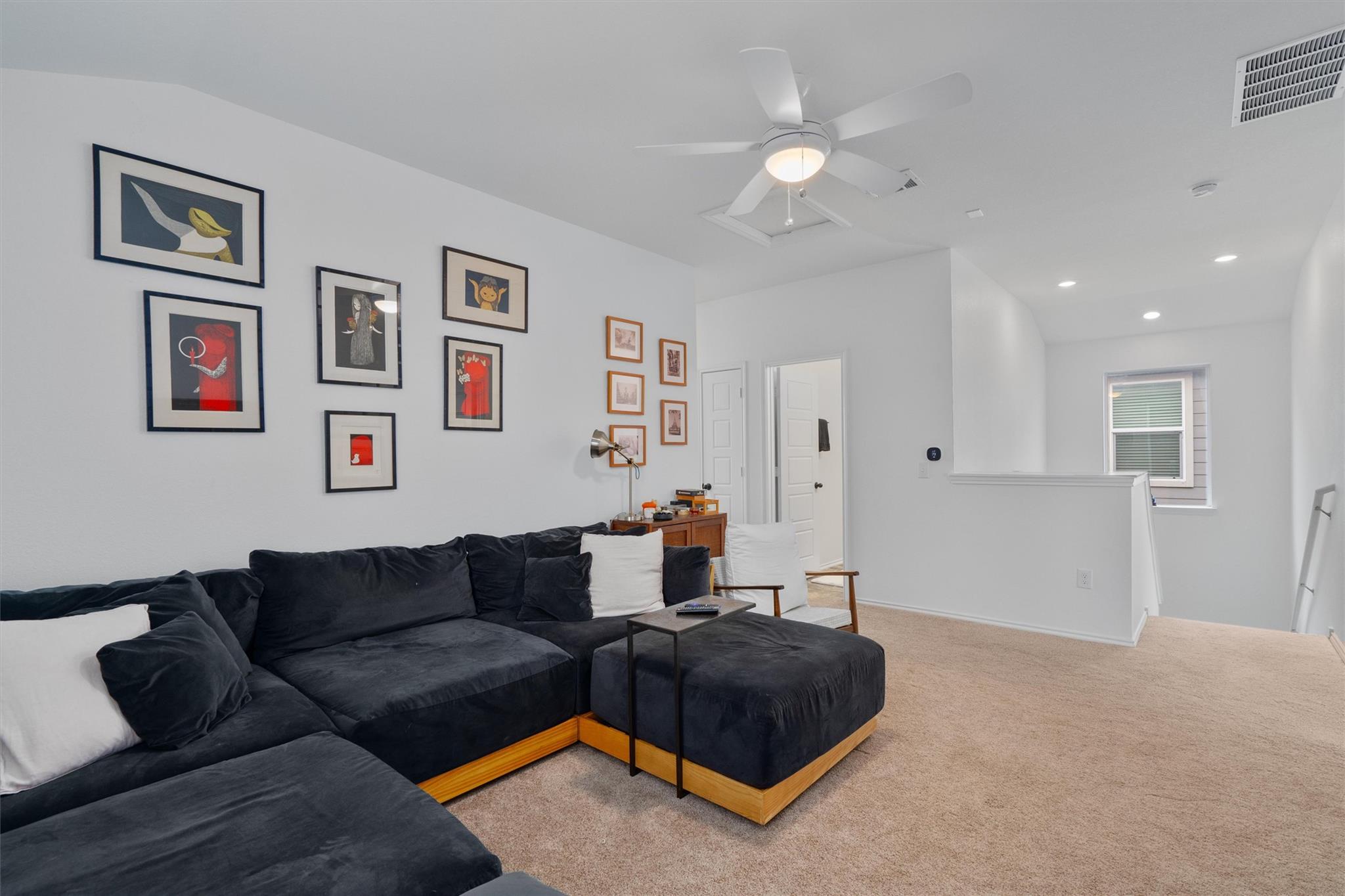 6408 Wagon Spring St, Del Valle, TX 78617