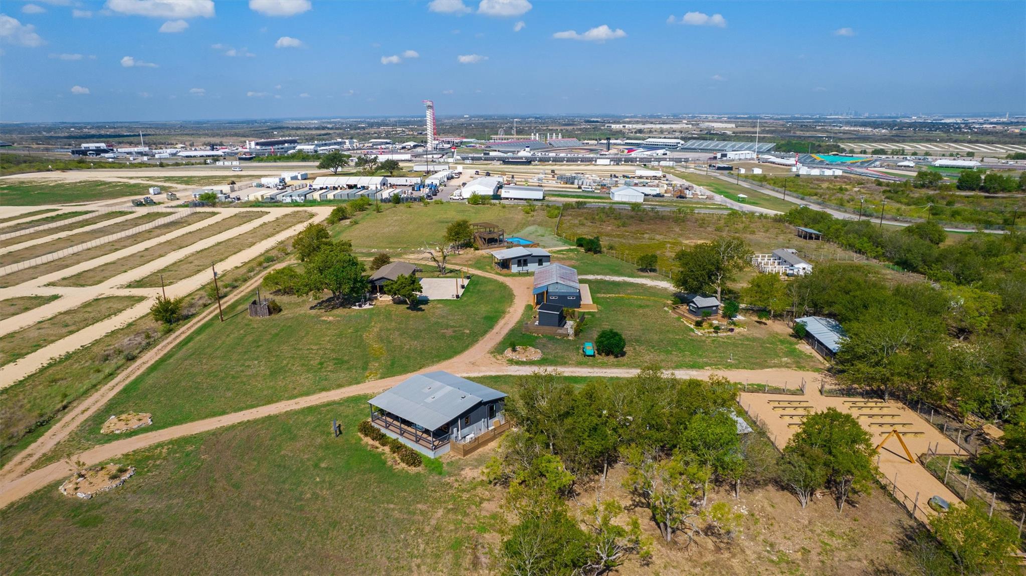 8604 Elroy Rd, Del Valle, TX 78617
