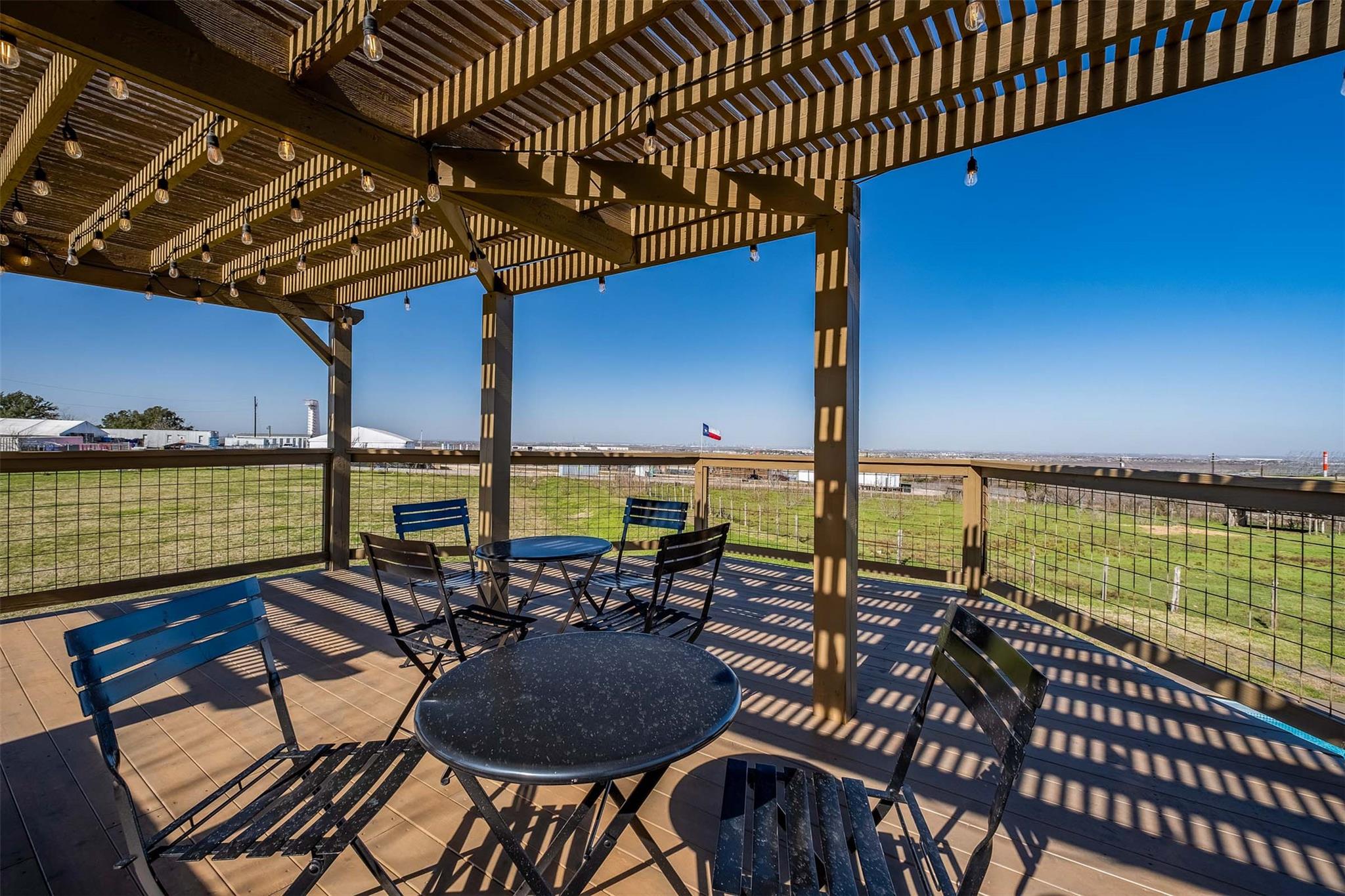 8604 Elroy Rd, Del Valle, TX 78617