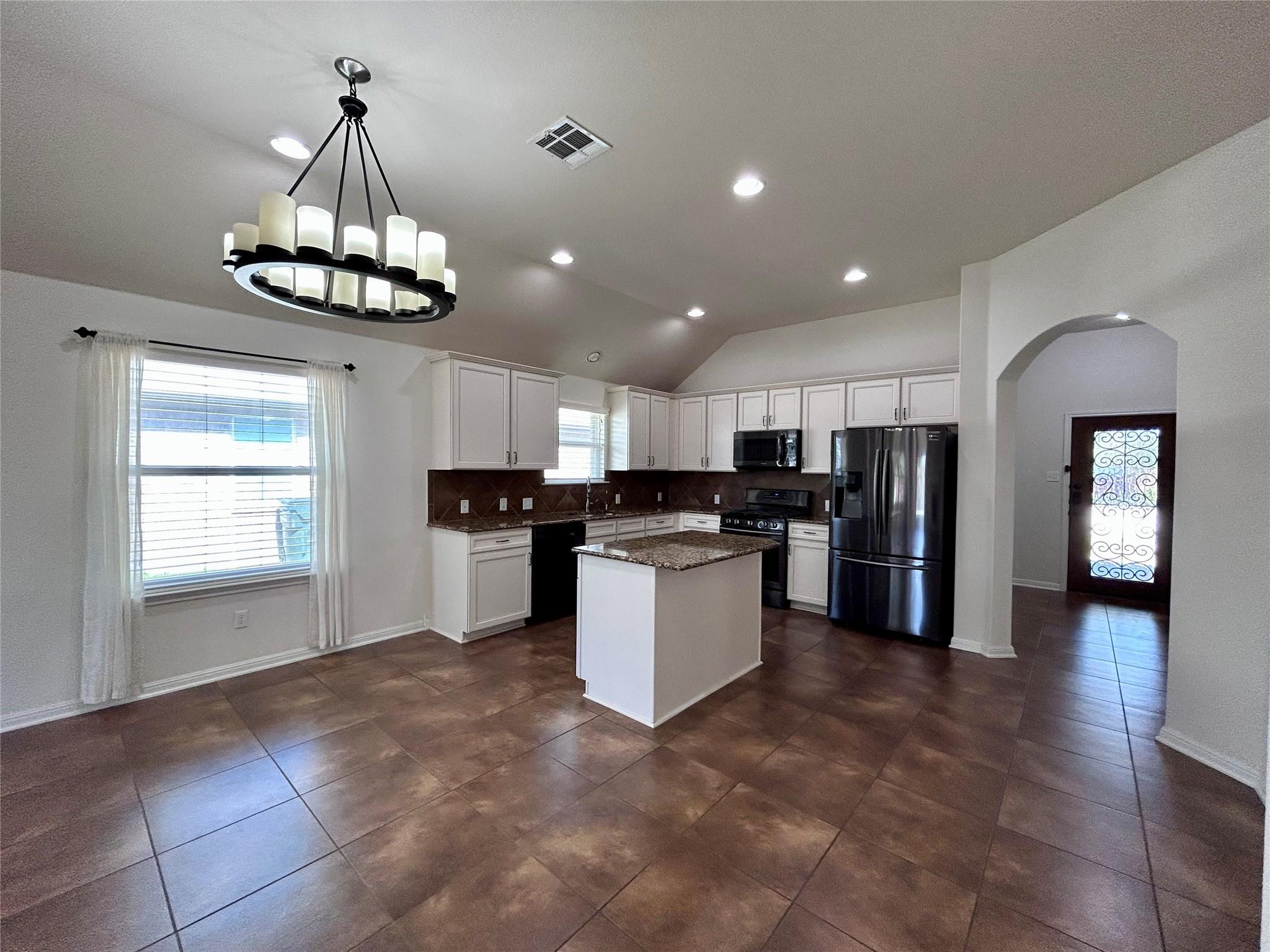 180 Mystic Holw, Buda, TX 78610