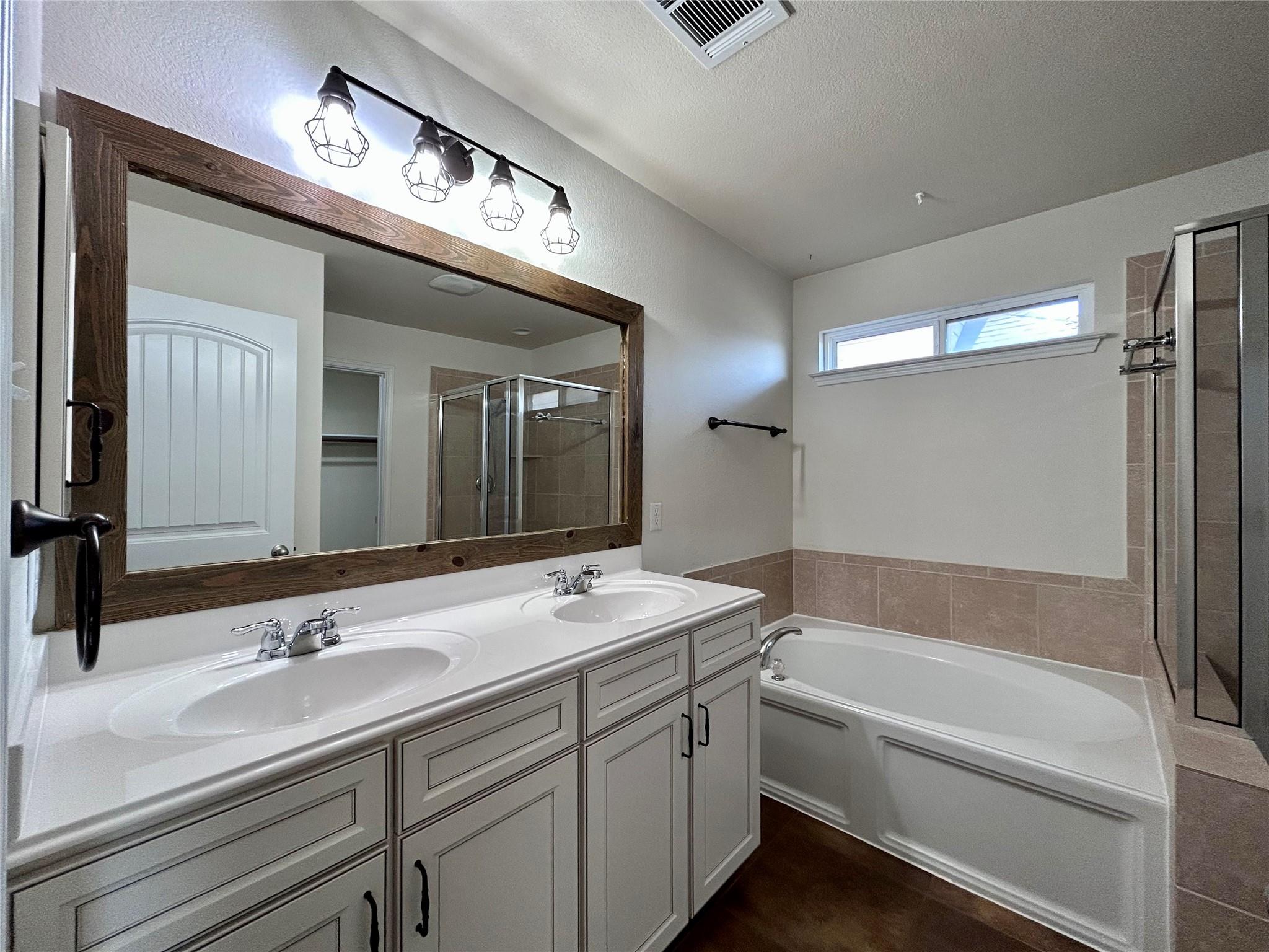 180 Mystic Holw, Buda, TX 78610