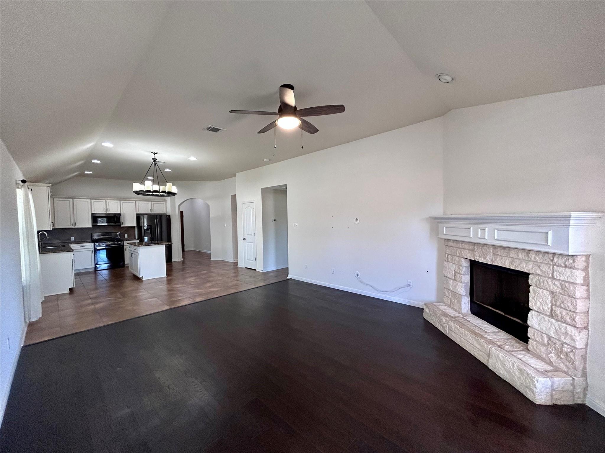 180 Mystic Holw, Buda, TX 78610