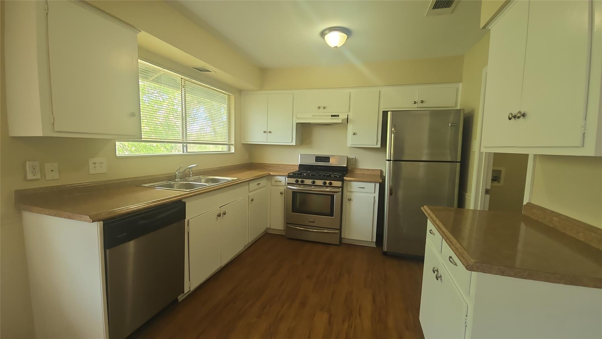 6120 Hylawn Dr, Austin, TX 78723